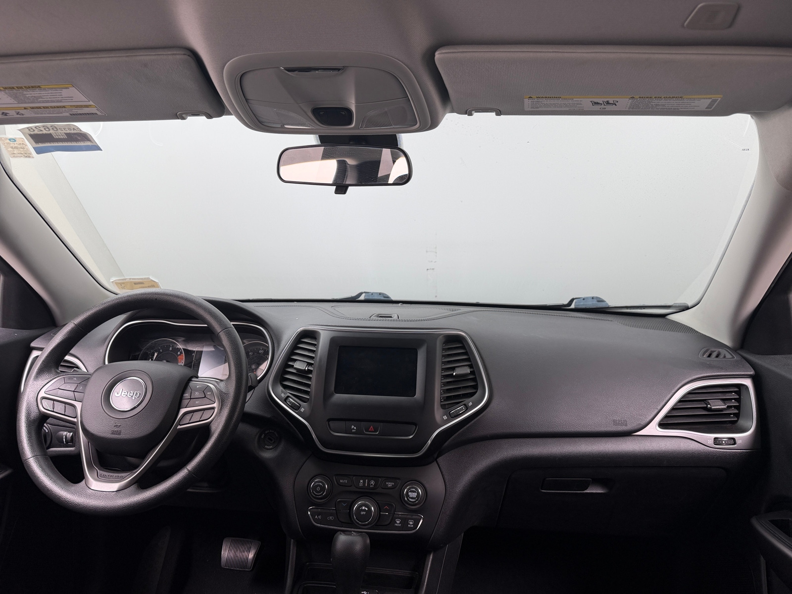 Thumbnail: 2019 Jeep Cherokee - 3
