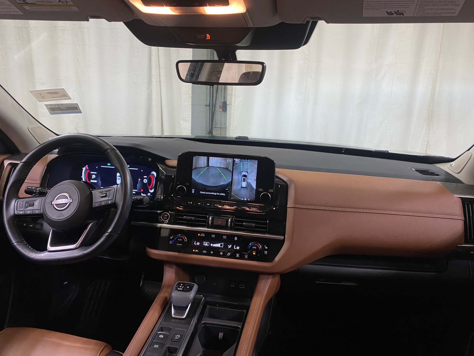 Thumbnail: 2024 Nissan Pathfinder - 2