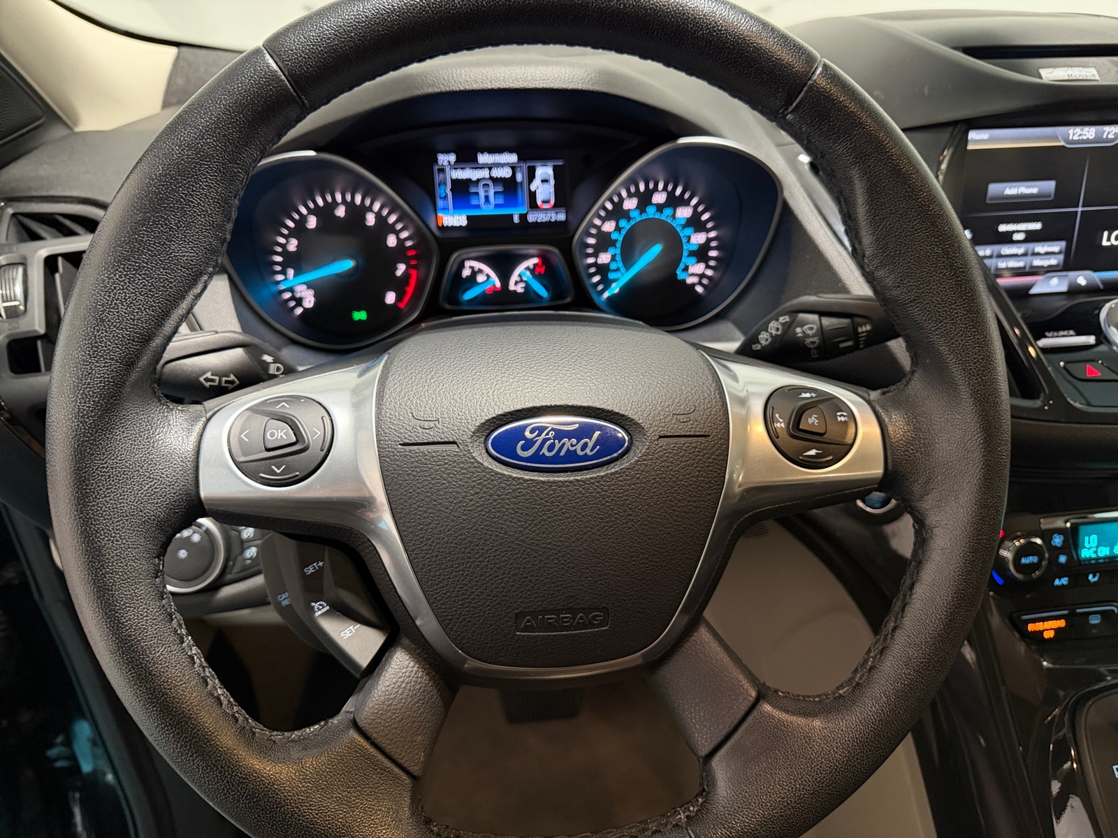 Thumbnail: 2015 Ford Escape - 4