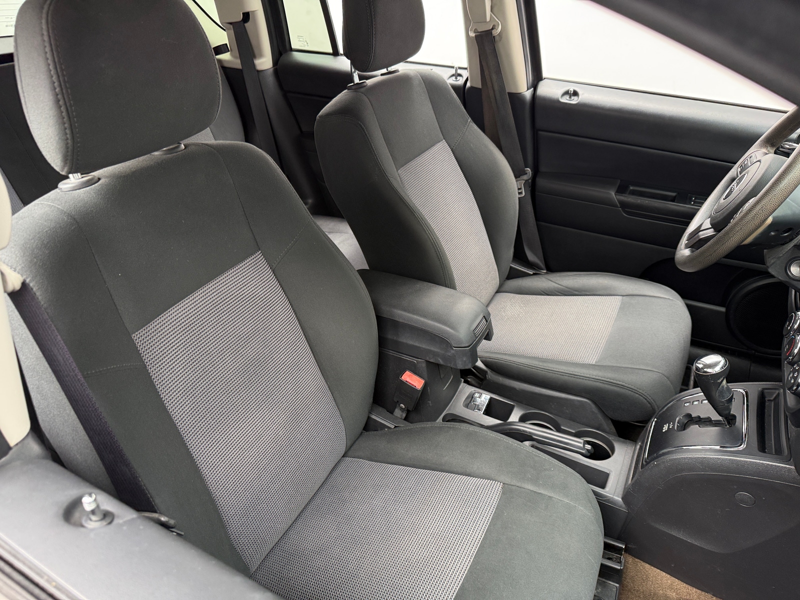 Thumbnail: 2014 Jeep Compass - 2