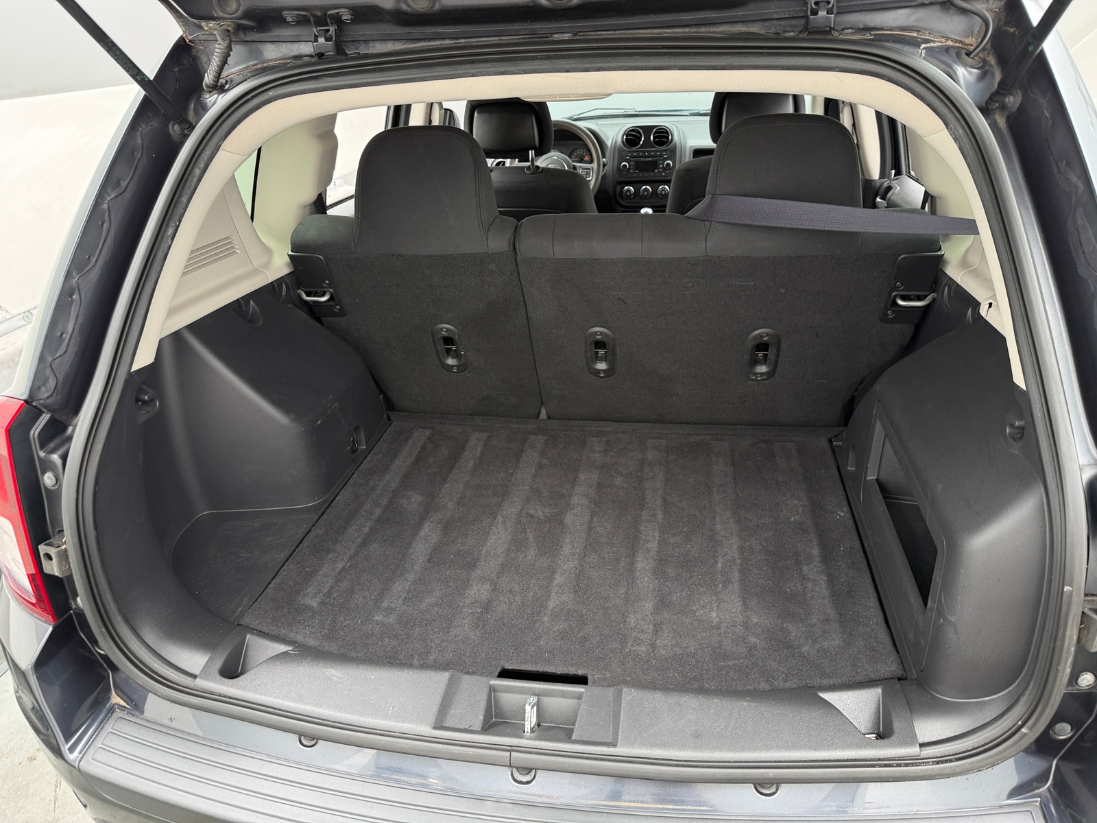 Thumbnail: 2014 Jeep Compass - 7