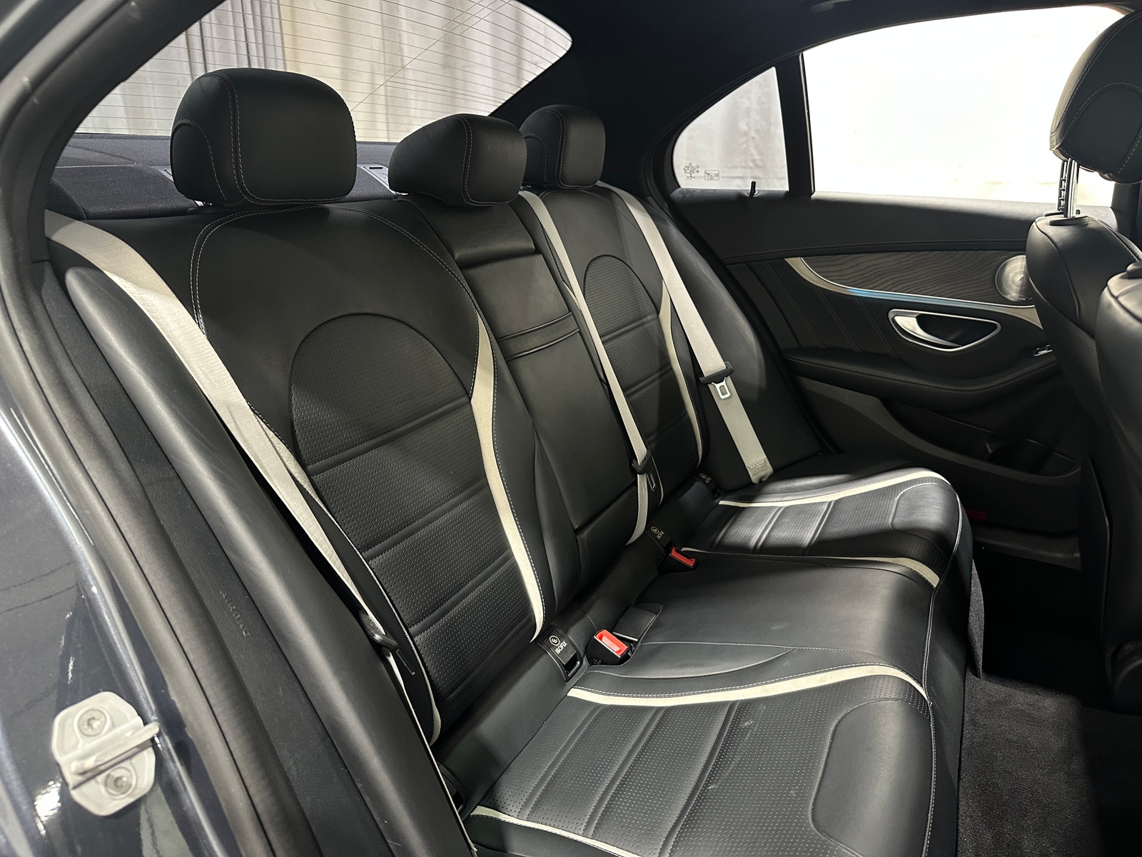 Thumbnail: 2016 Mercedes-Benz C-Class - 5