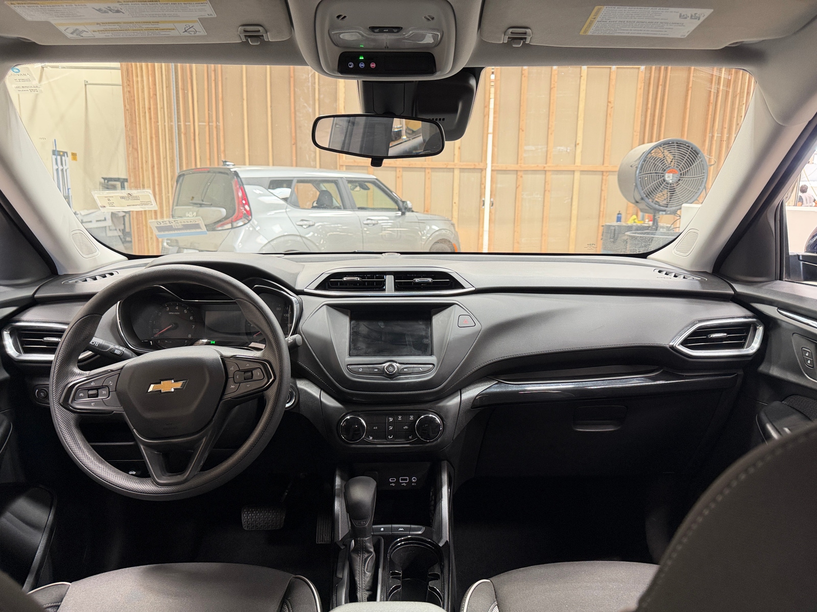 Thumbnail: 2023 Chevrolet TrailBlazer - 3