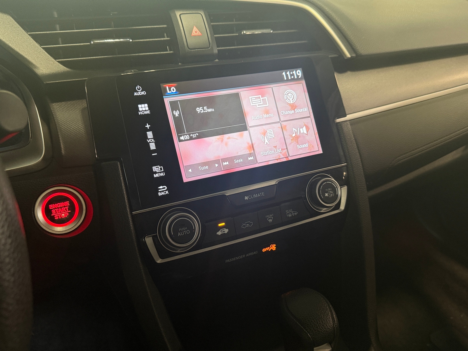 Thumbnail: 2016 Honda Civic - 4