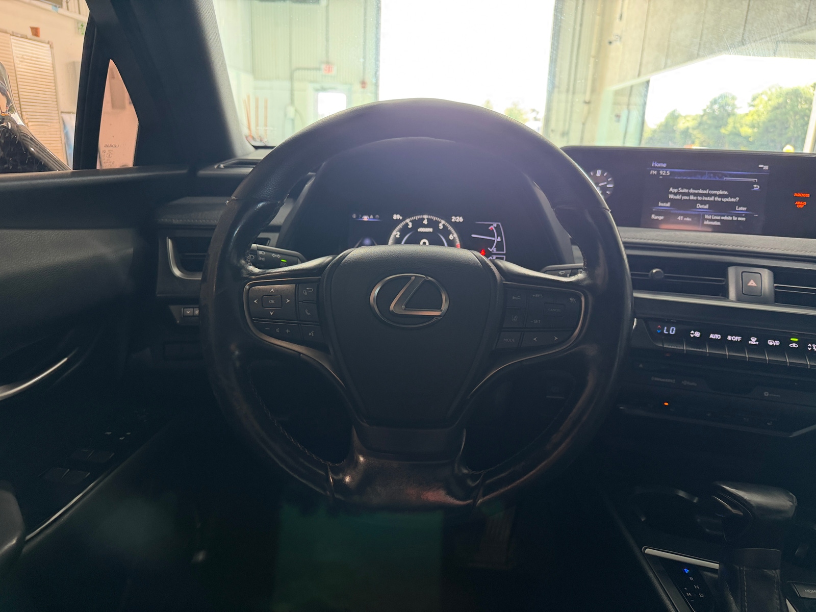 Thumbnail: 2019 Lexus UX - 4