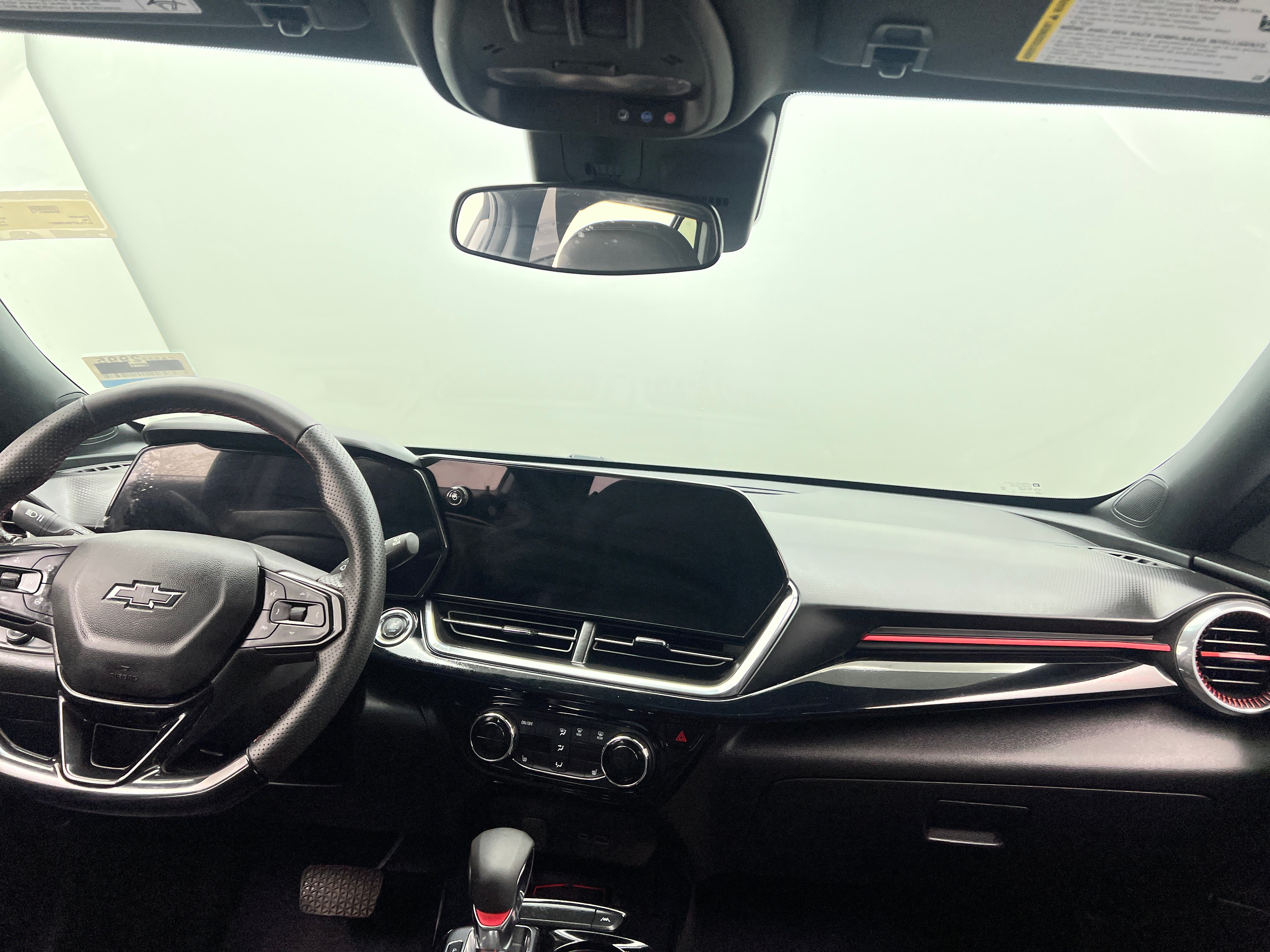 2025 Chevrolet Trax RS - Photo 6