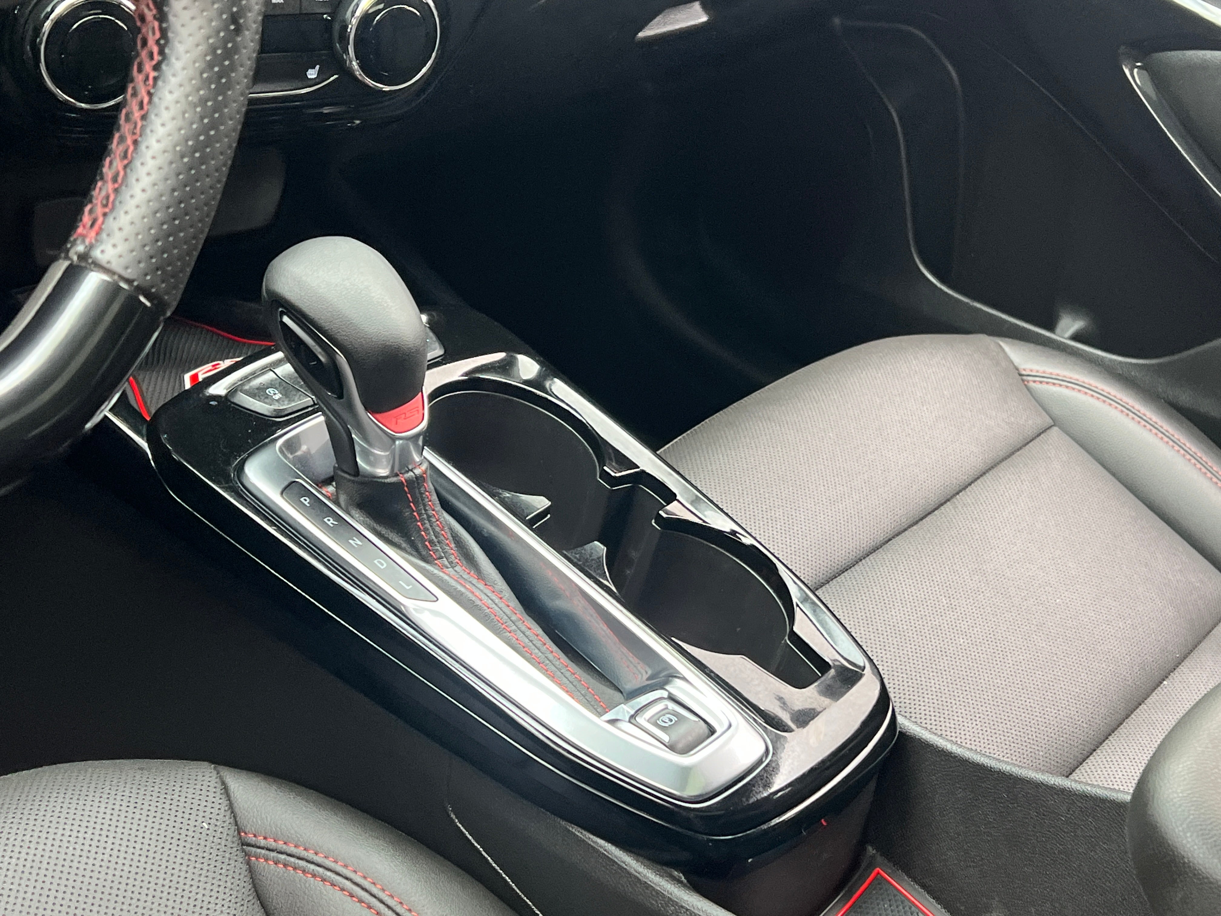 2025 Chevrolet Trax RS - Photo 7