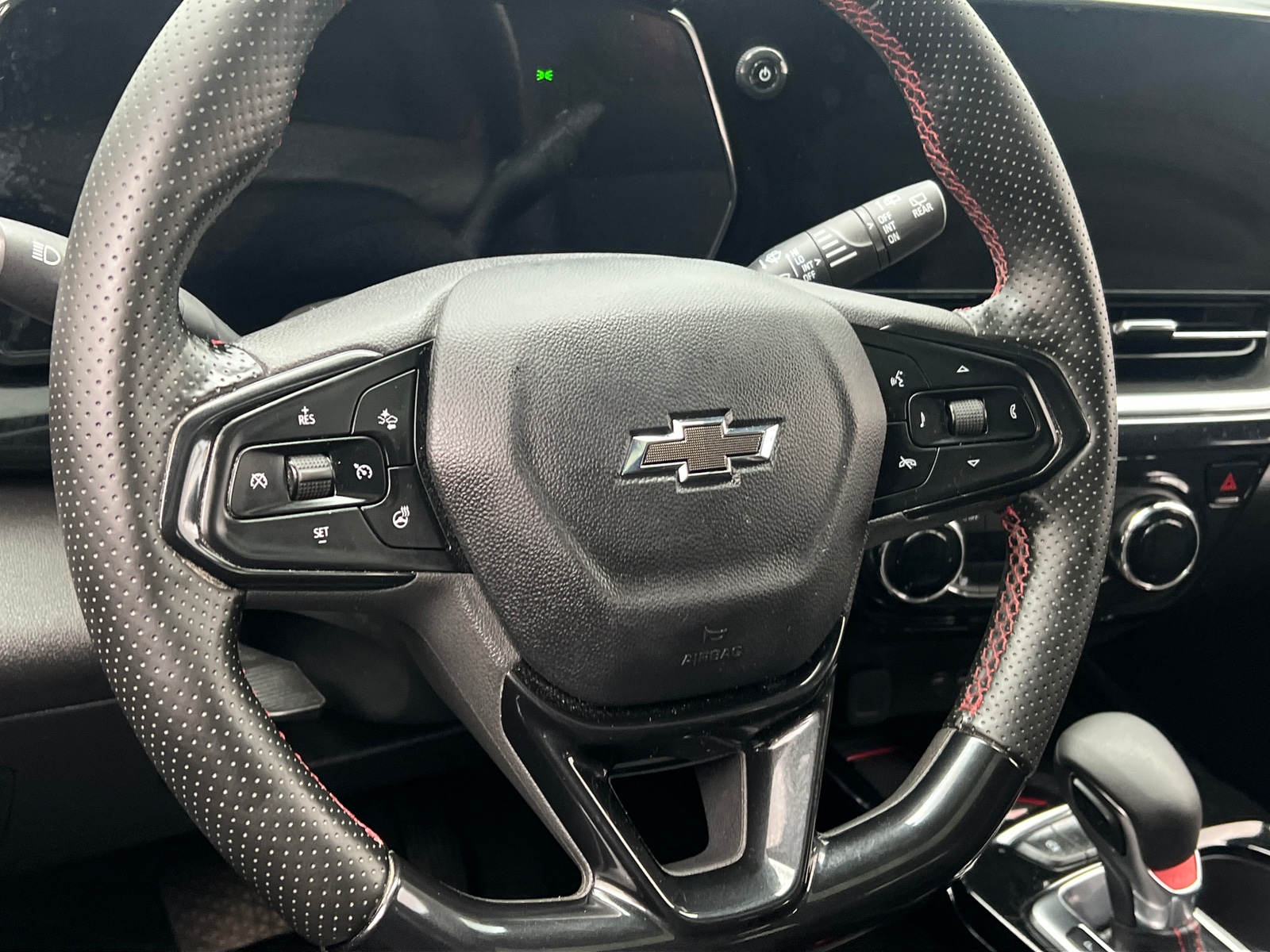 Thumbnail: 2025 Chevrolet Trax - 4