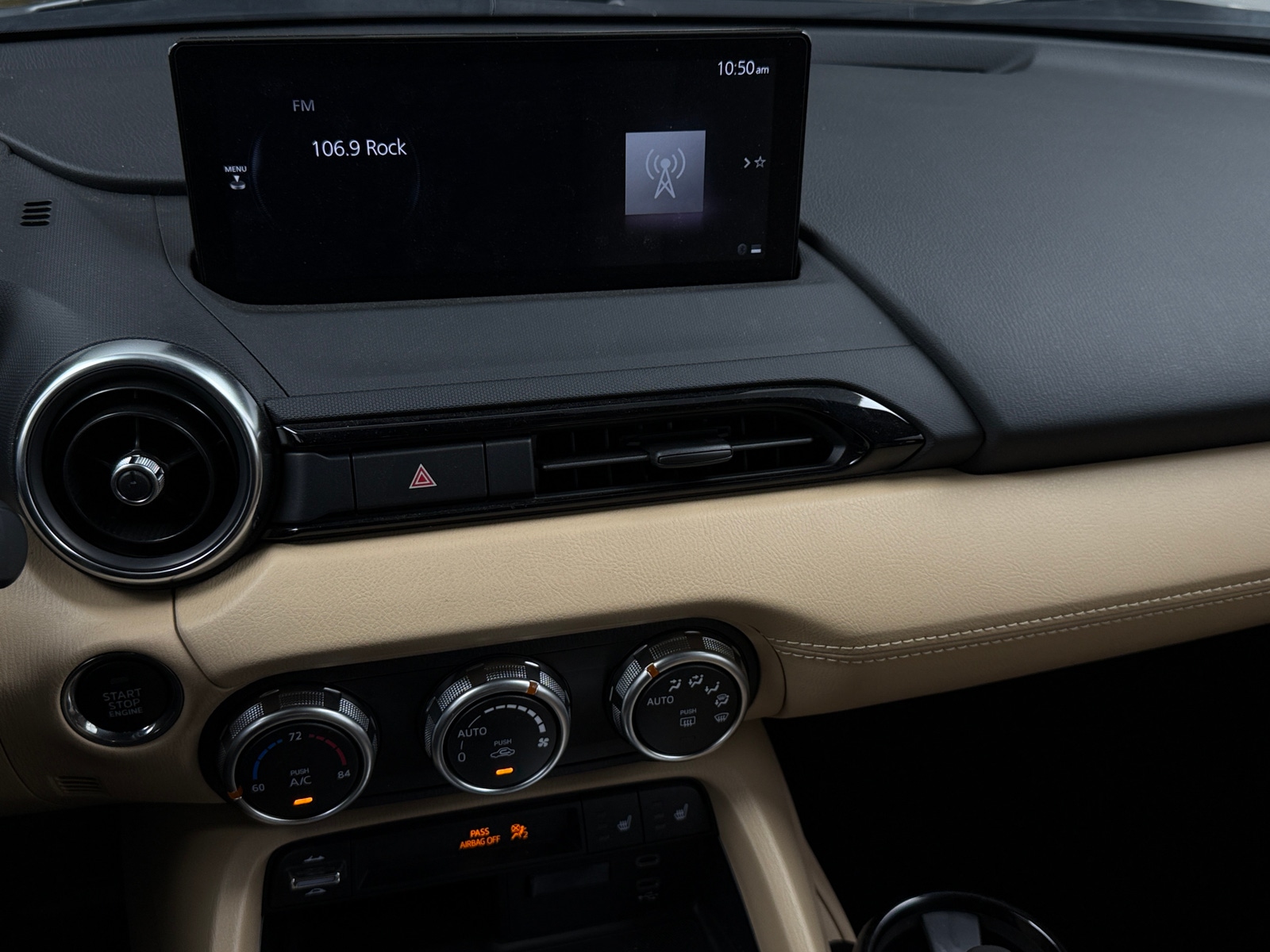 Thumbnail: 2025 Mazda MX-5 Miata - 3