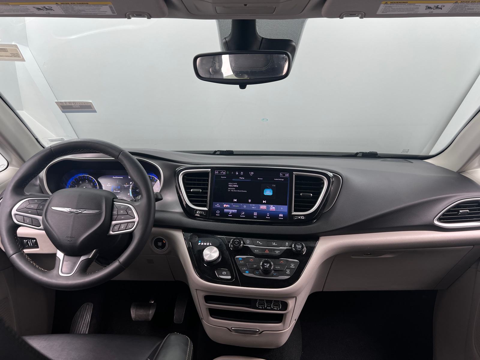 Thumbnail: 2024 Chrysler Pacifica - 2