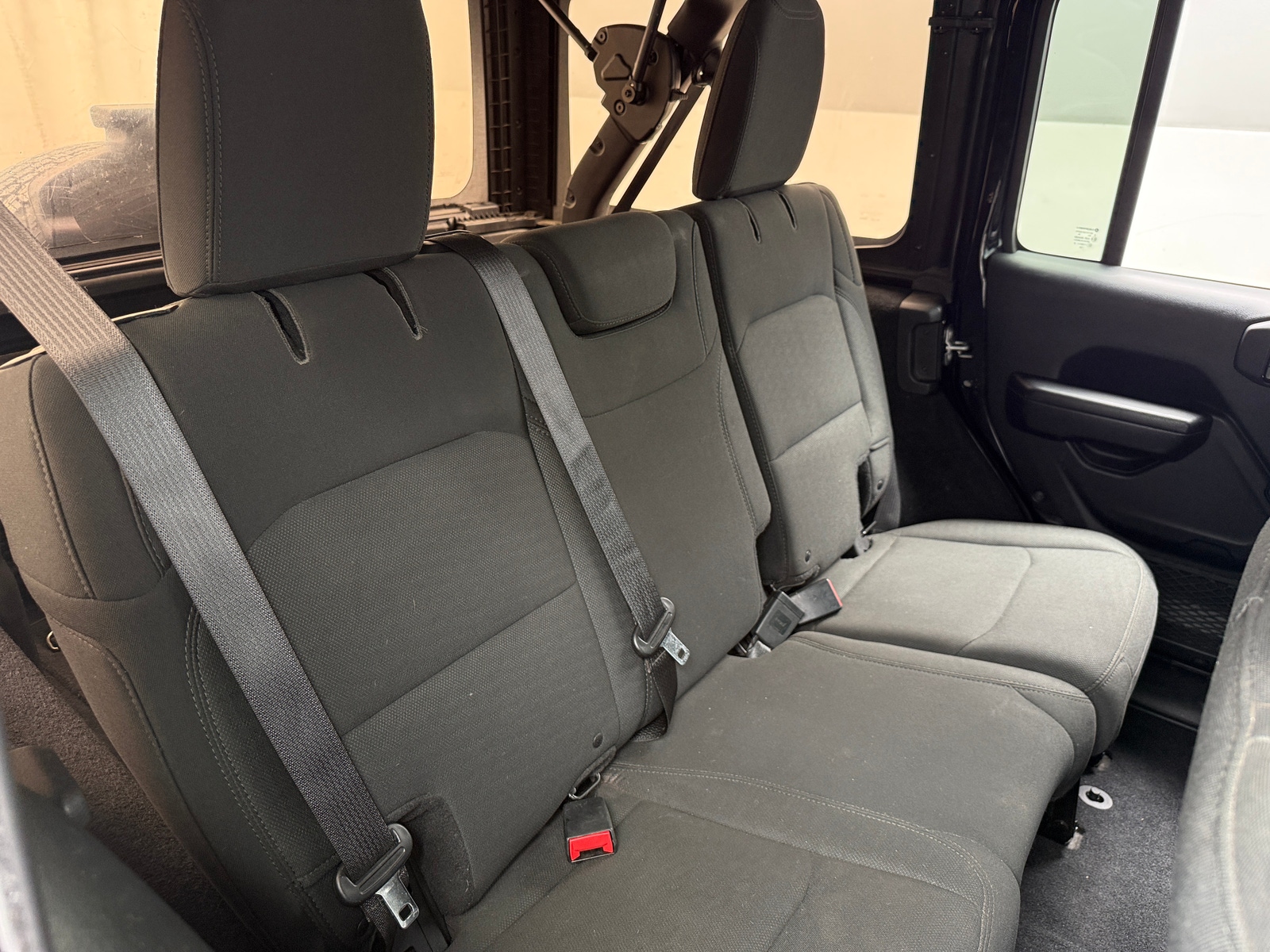 Thumbnail: 2018 Jeep Wrangler - 6