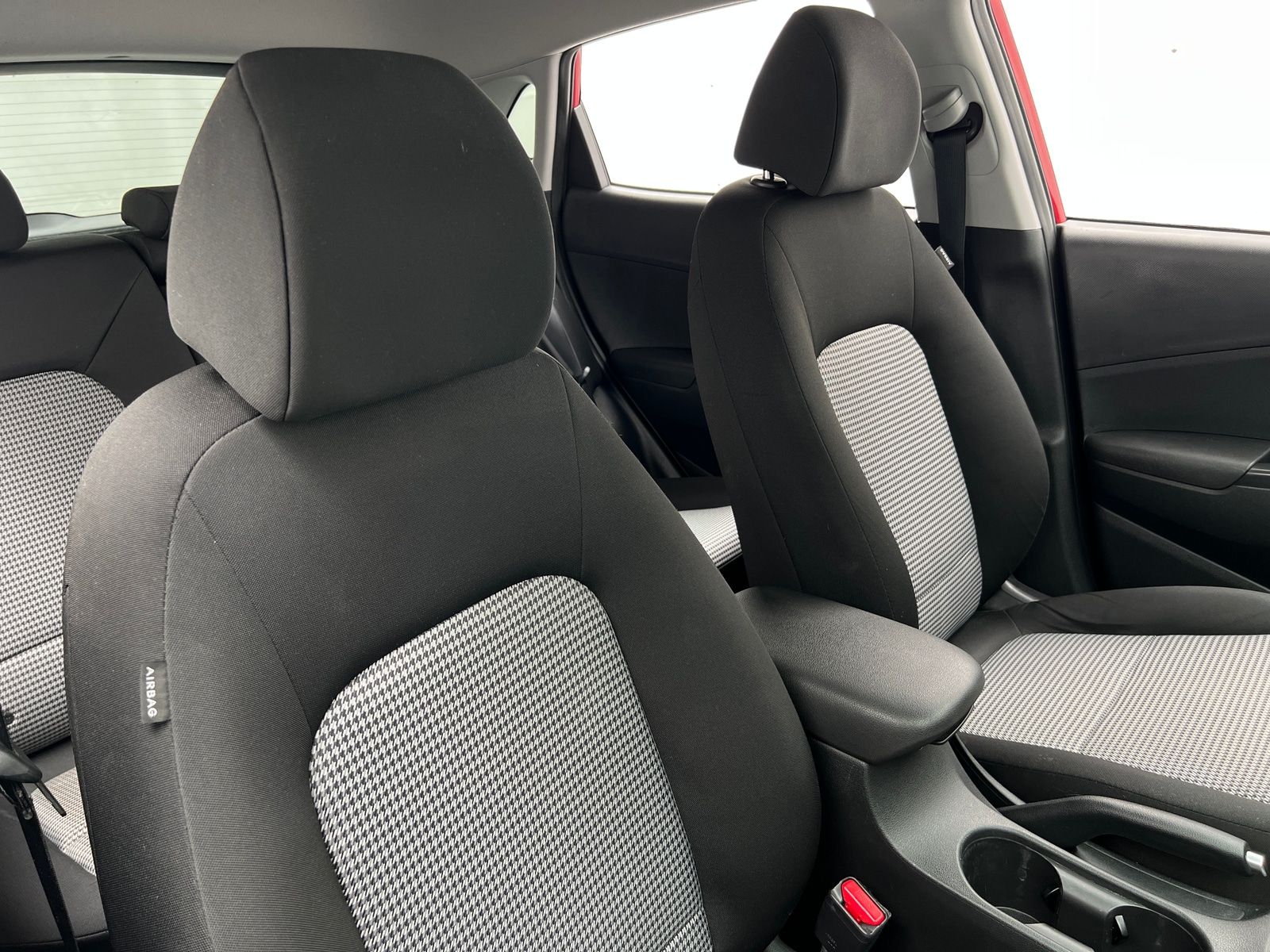 Thumbnail: 2019 Hyundai Kona - 2