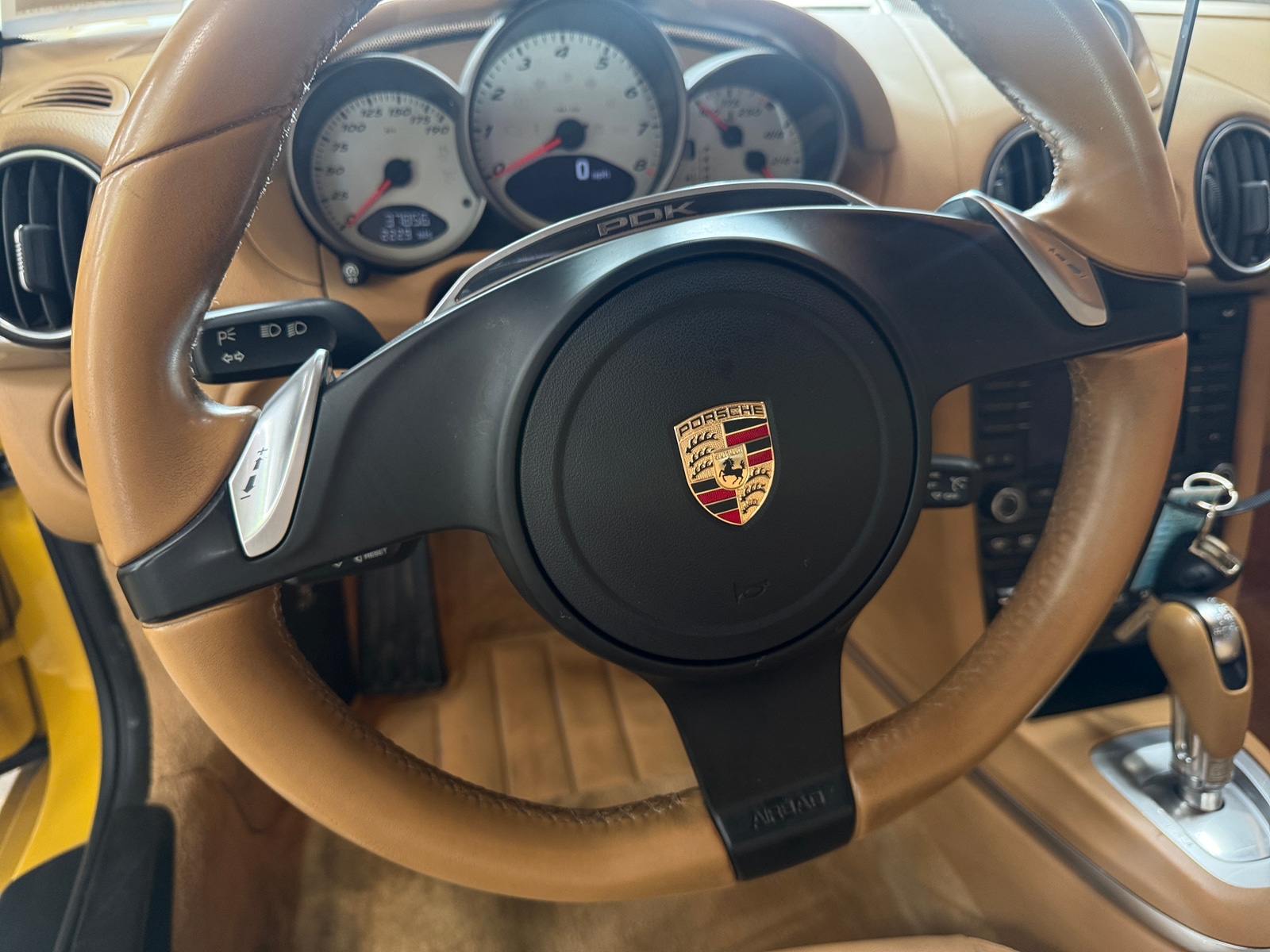 Thumbnail: 2011 Porsche Cayman - 3