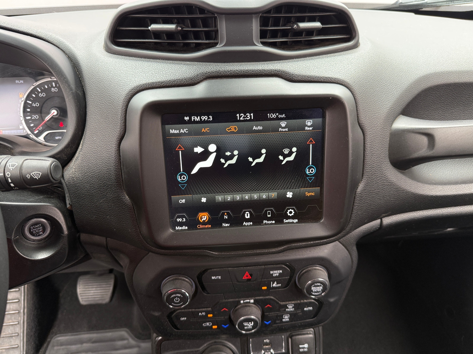 Thumbnail: 2023 Jeep Renegade - 4