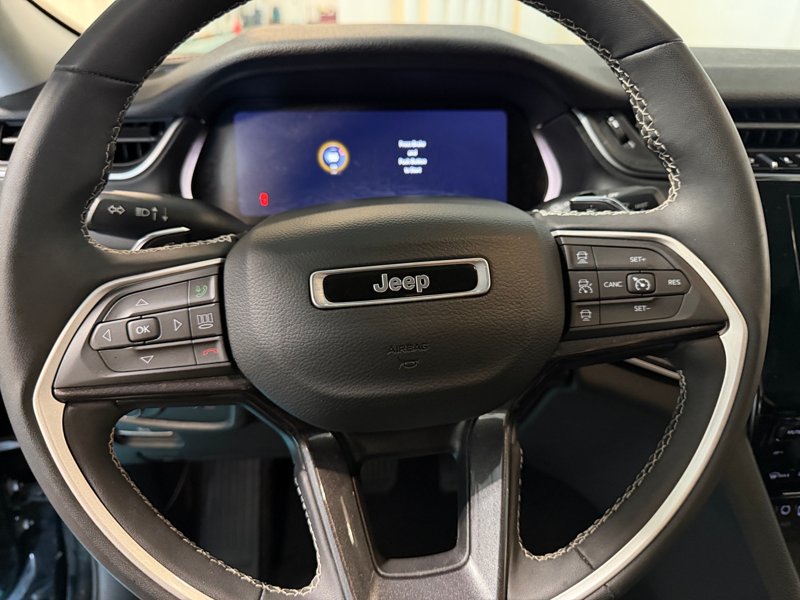 Thumbnail: 2023 Jeep Grand Cherokee - 5