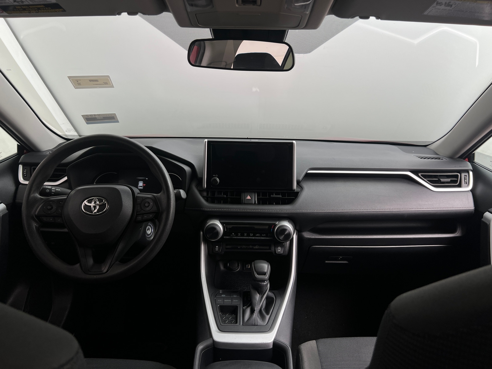 Thumbnail: 2025 Toyota RAV4 - 3