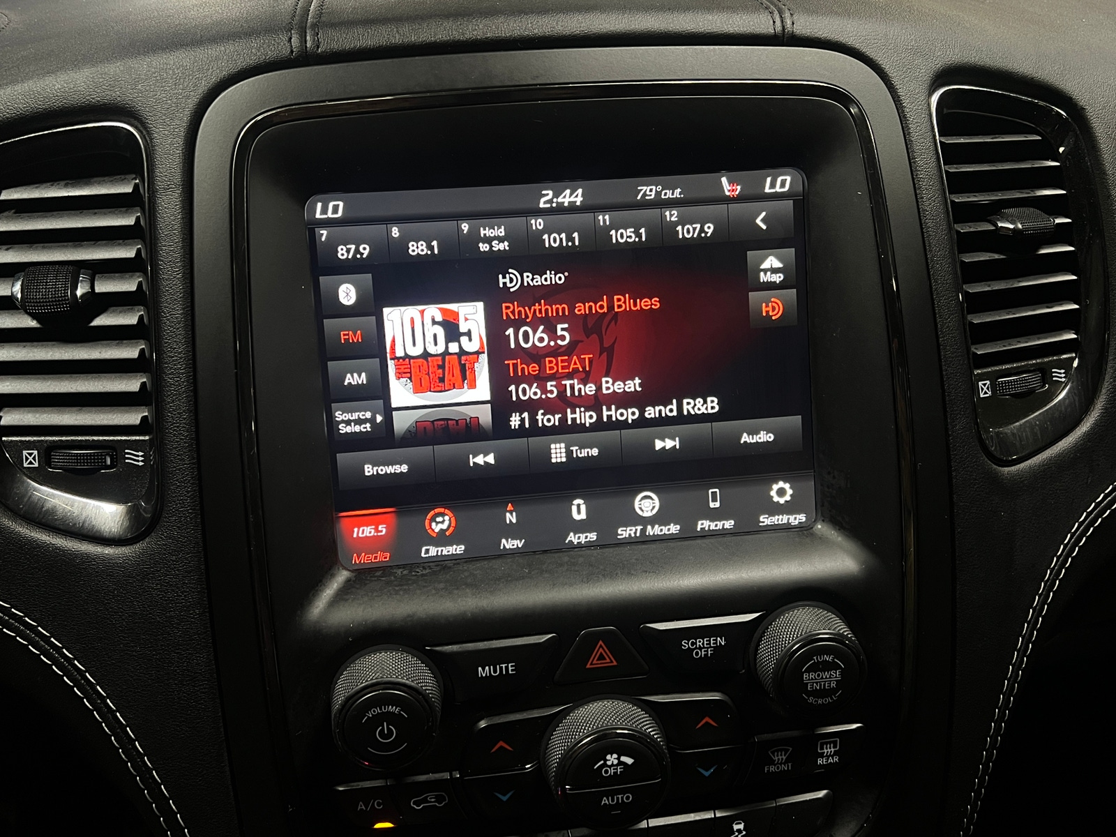 Thumbnail: 2018 Dodge Durango - 3