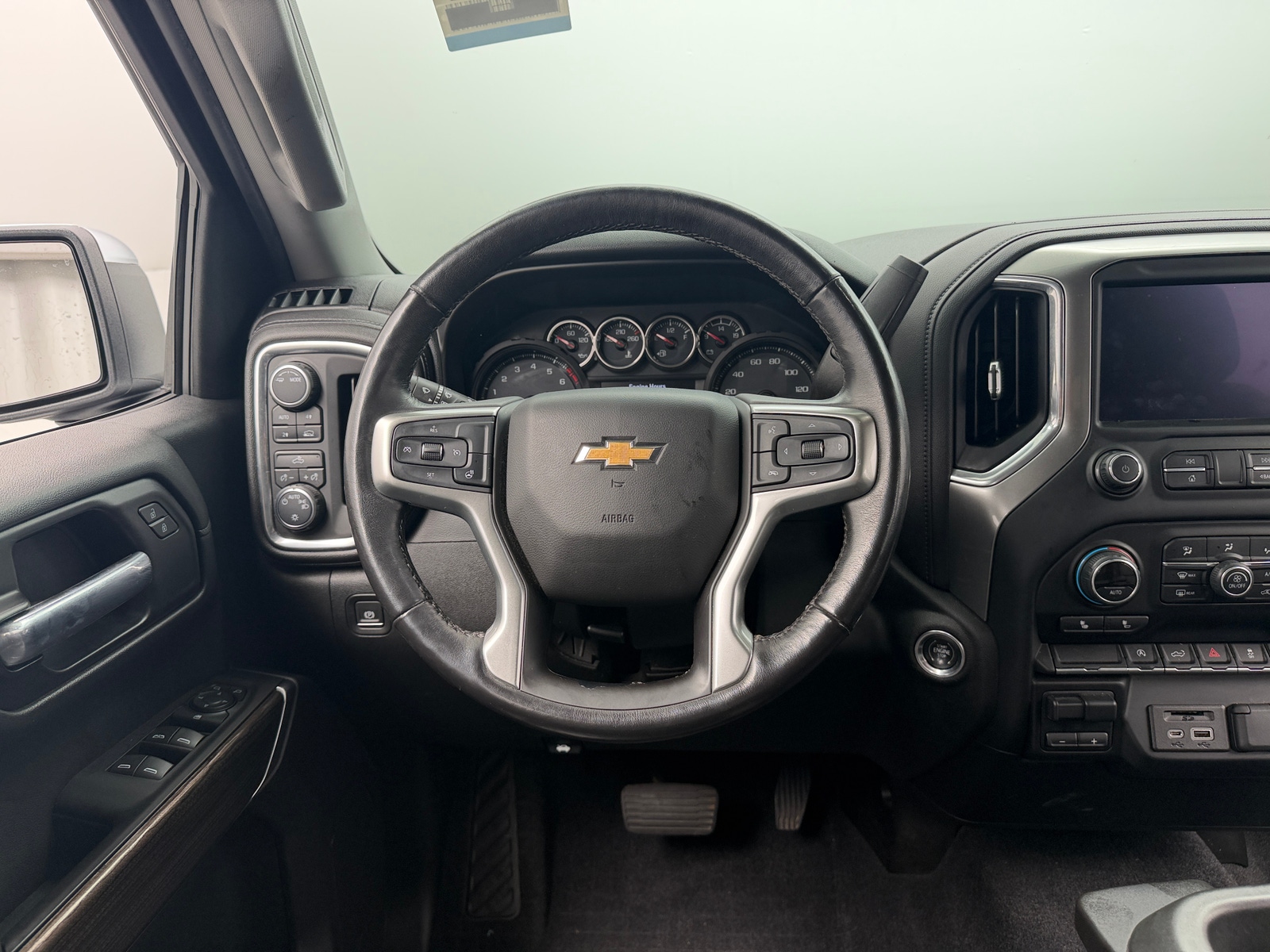 Thumbnail: 2020 Chevrolet Silverado 1500 - 5