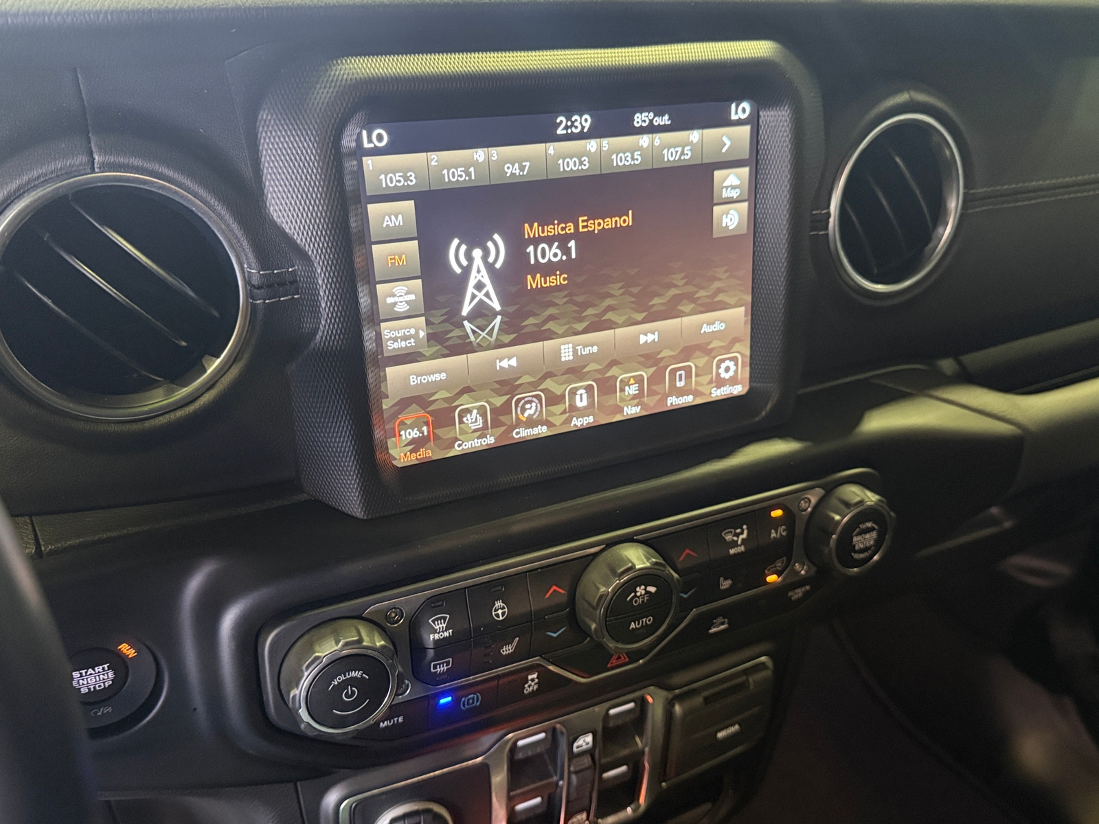 Thumbnail: 2023 Jeep Wrangler - 3