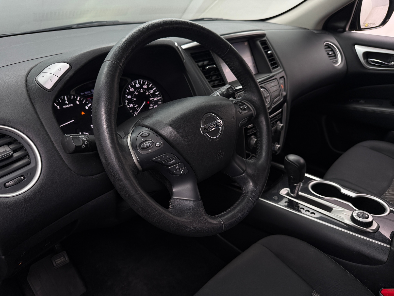 Thumbnail: 2019 Nissan Pathfinder - 5