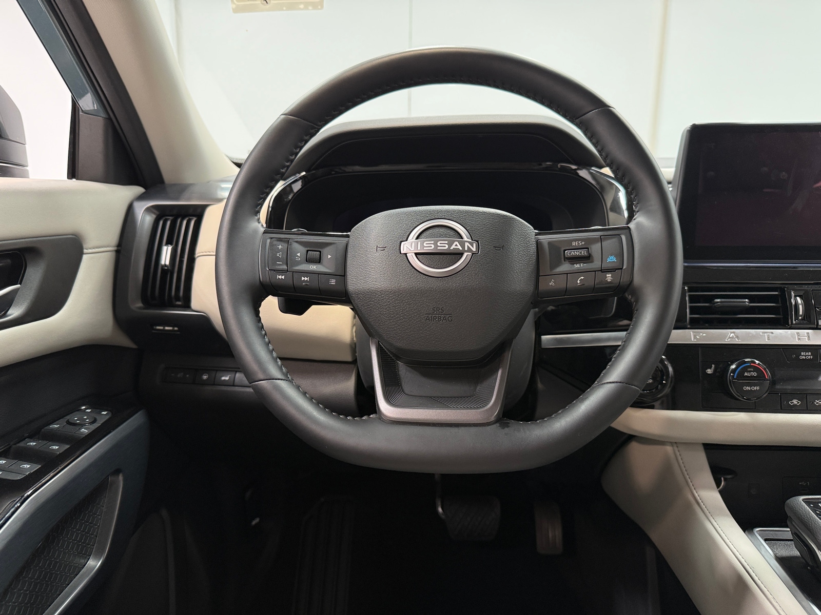 Thumbnail: 2026 Nissan Pathfinder - 4
