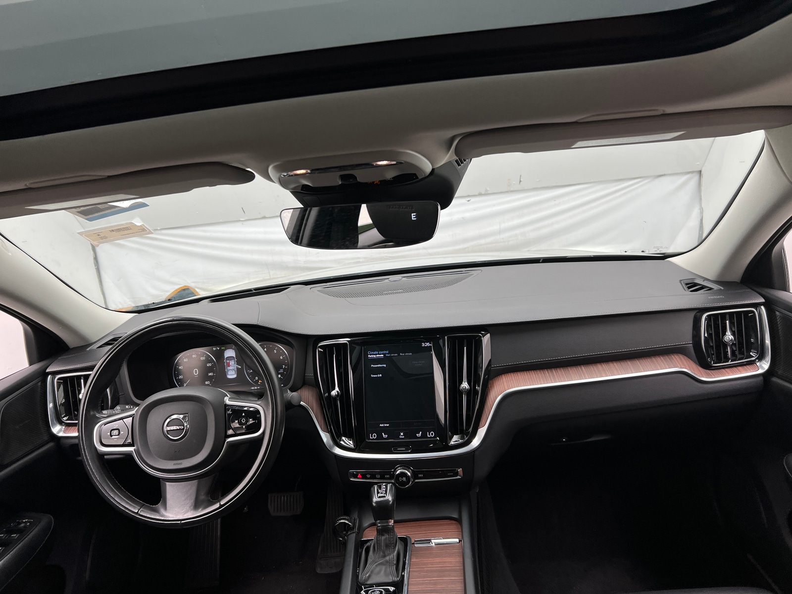 Thumbnail: 2019 Volvo S60 - 2