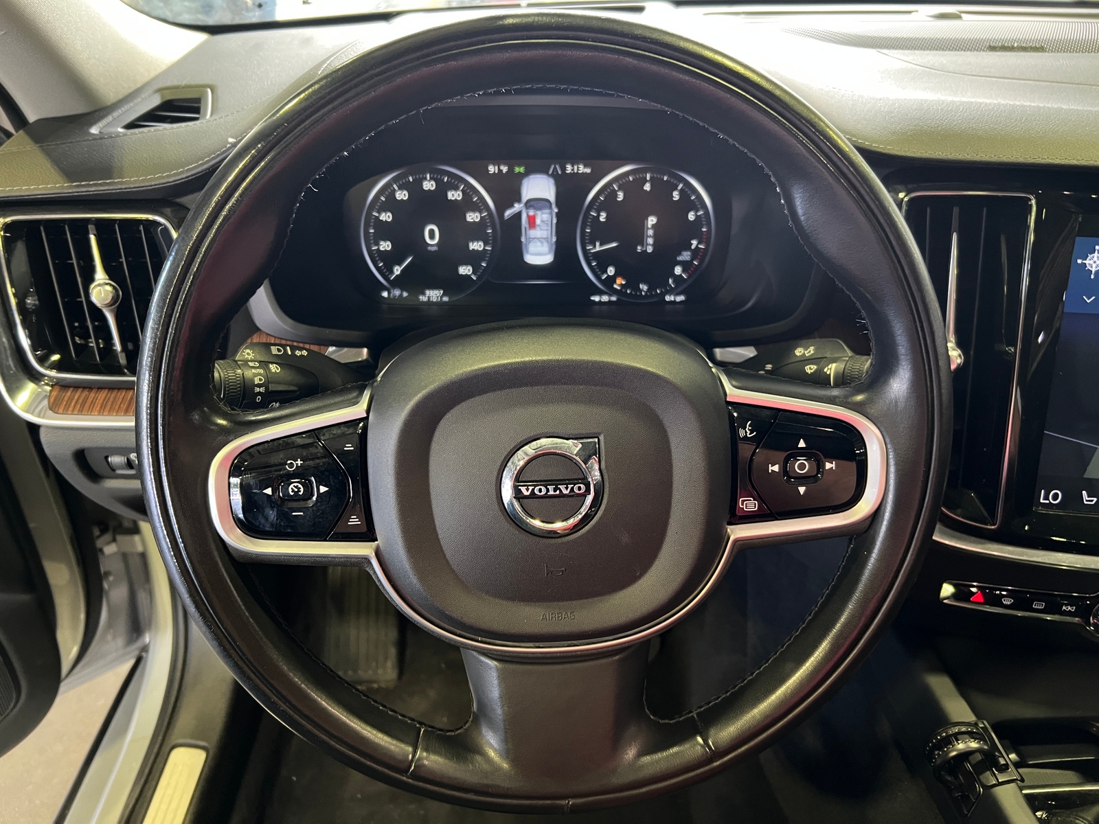 Thumbnail: 2019 Volvo S60 - 4