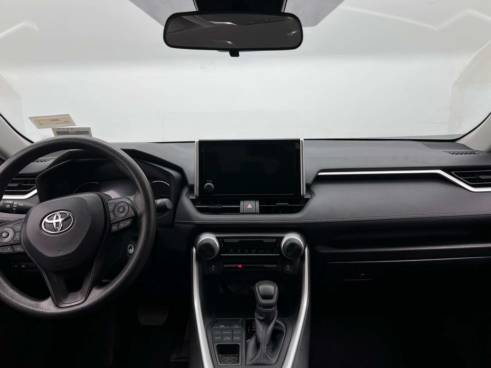 Thumbnail: 2025 Toyota RAV4 - 3