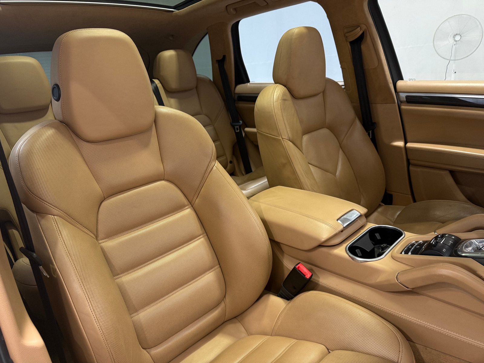 Thumbnail: 2013 Porsche Cayenne - 2
