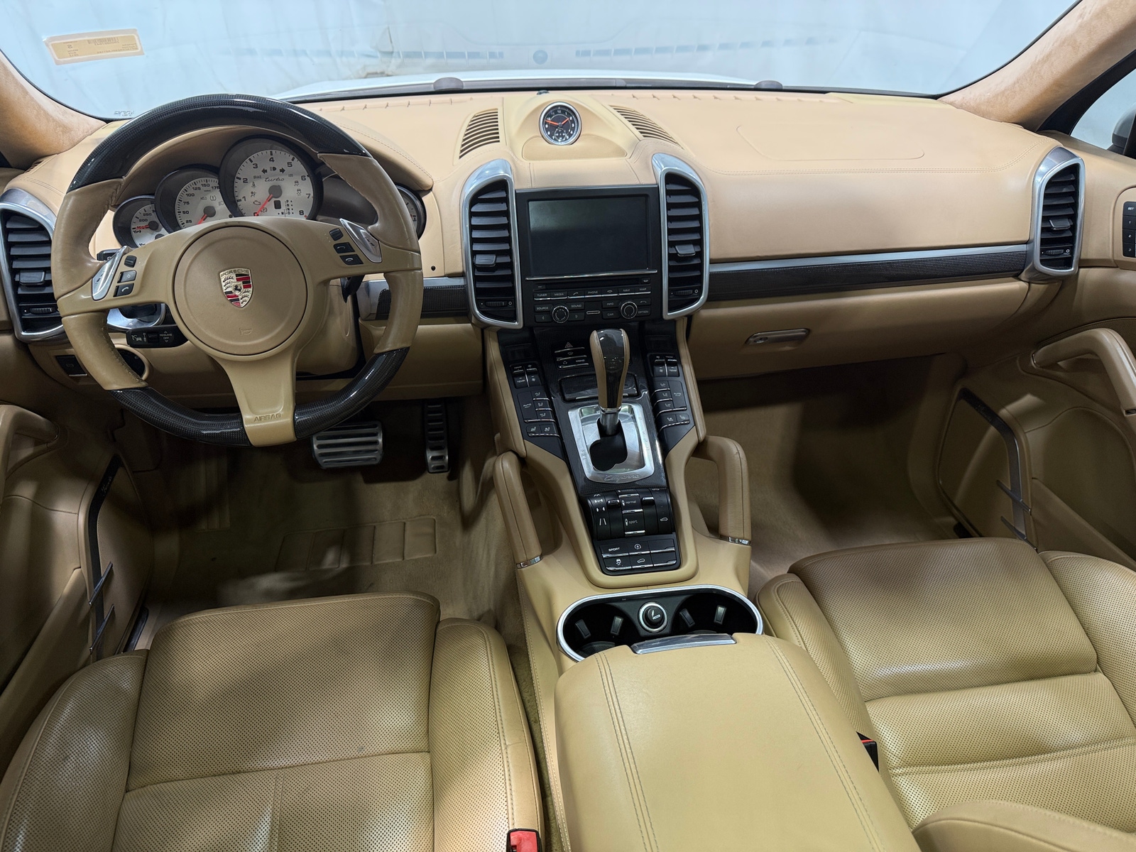 Thumbnail: 2013 Porsche Cayenne - 3