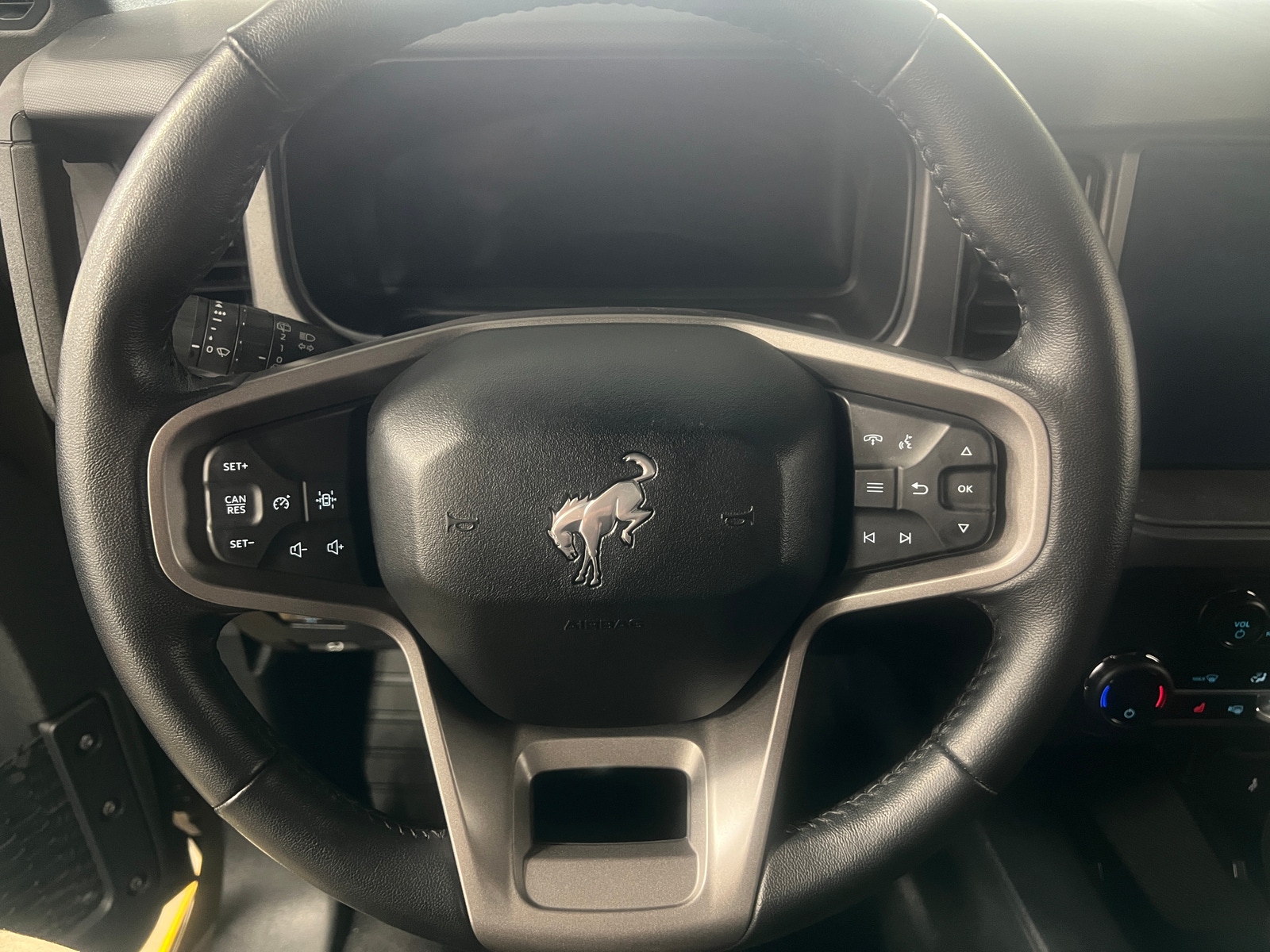 Thumbnail: 2025 Ford Bronco - 5