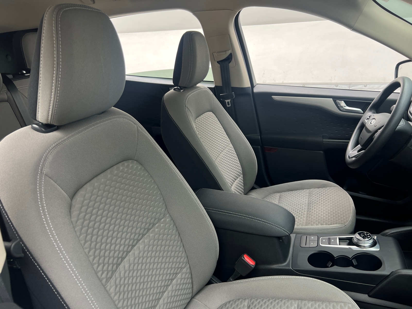 Thumbnail: 2020 Ford Escape - 2