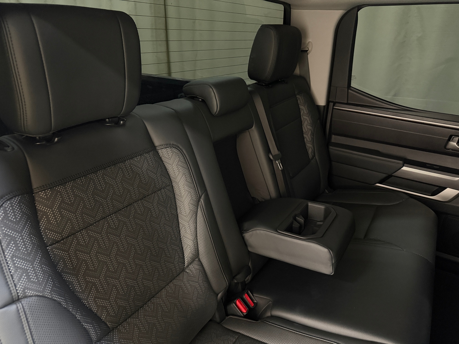 Thumbnail: 2022 Toyota Tundra - 6