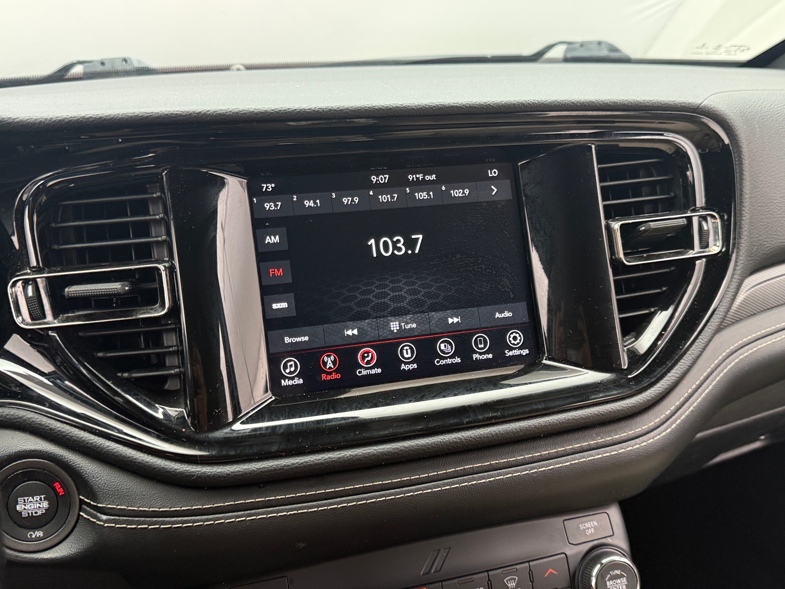 Thumbnail: 2021 Dodge Durango - 4