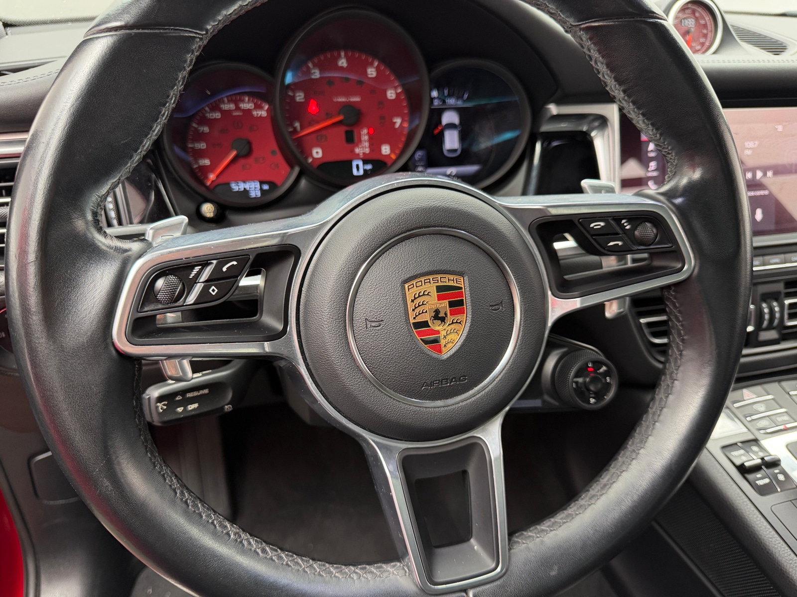 Thumbnail: 2019 Porsche Macan - 5