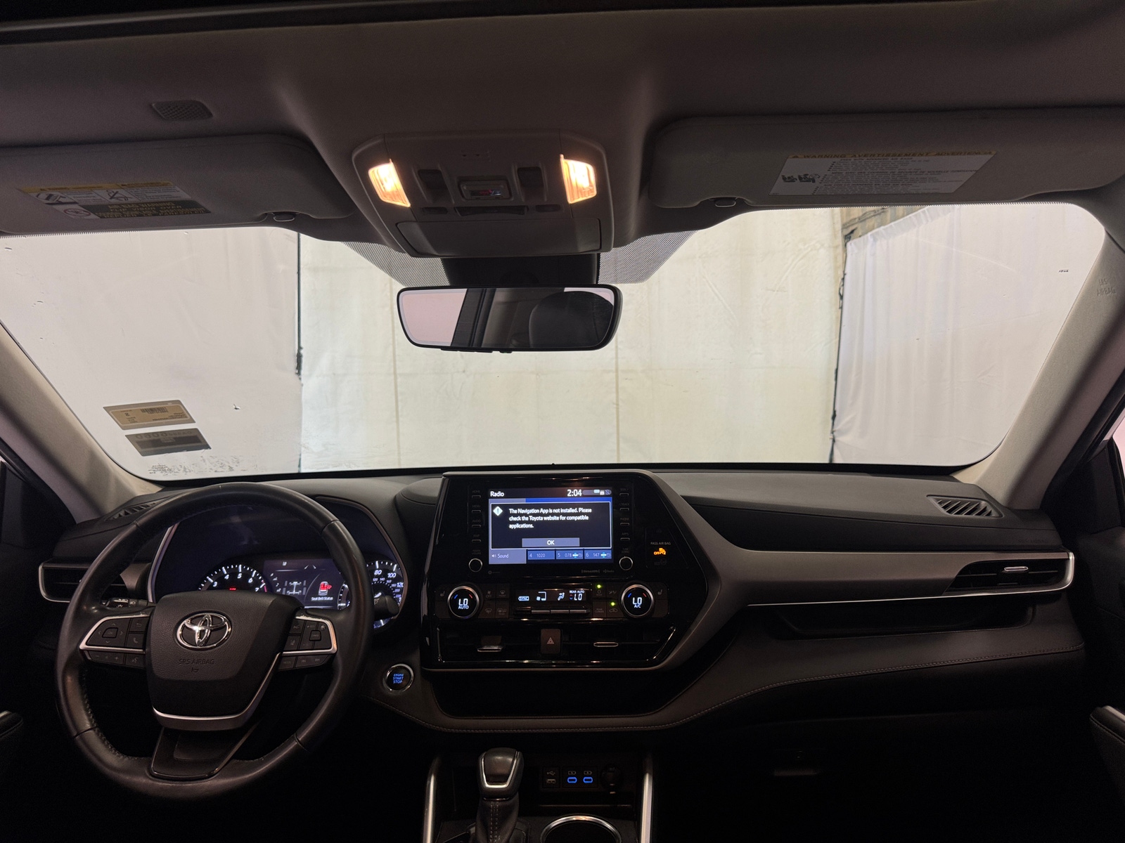 Thumbnail: 2022 Toyota Highlander - 2