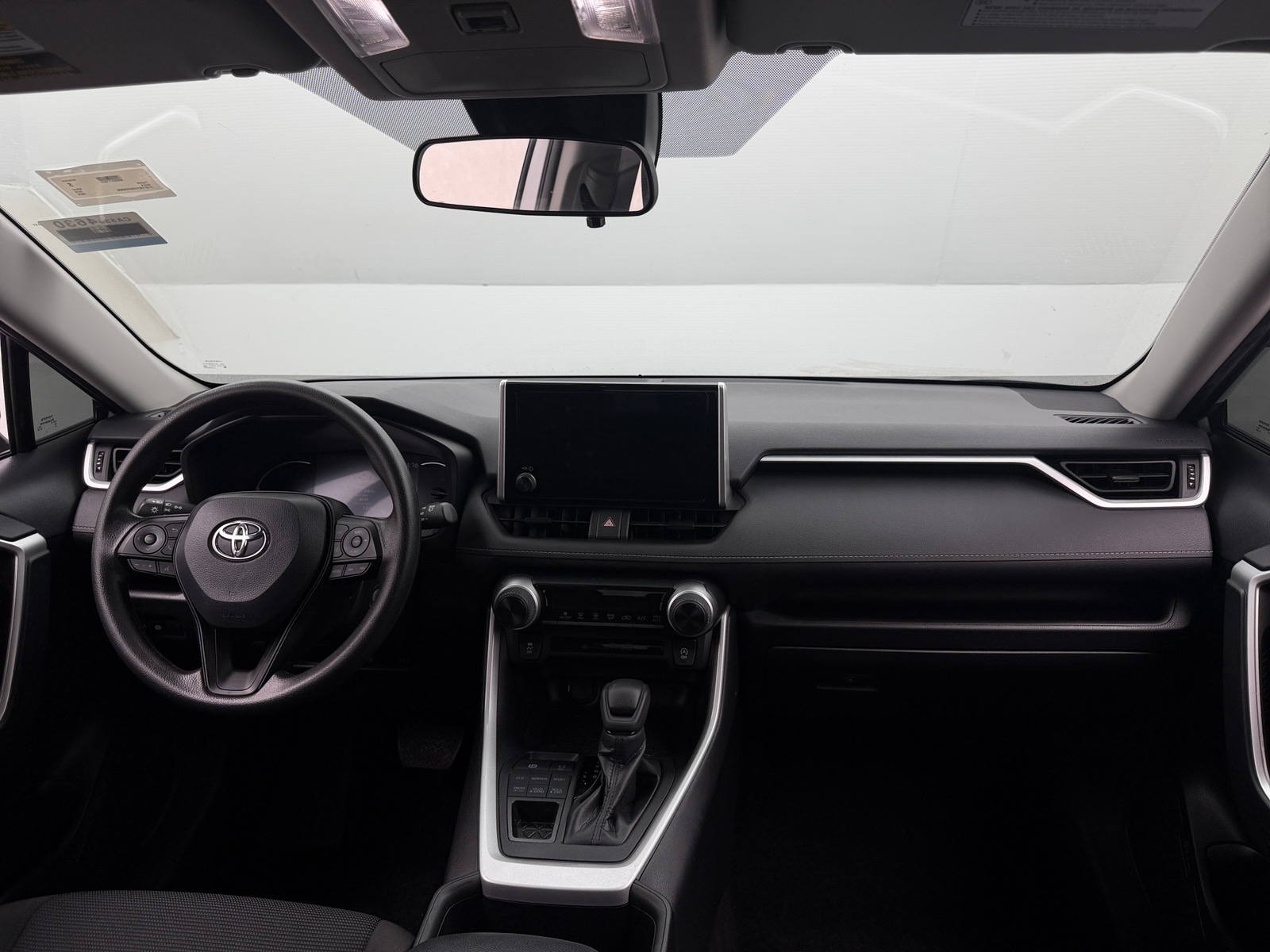Thumbnail: 2025 Toyota RAV4 - 3