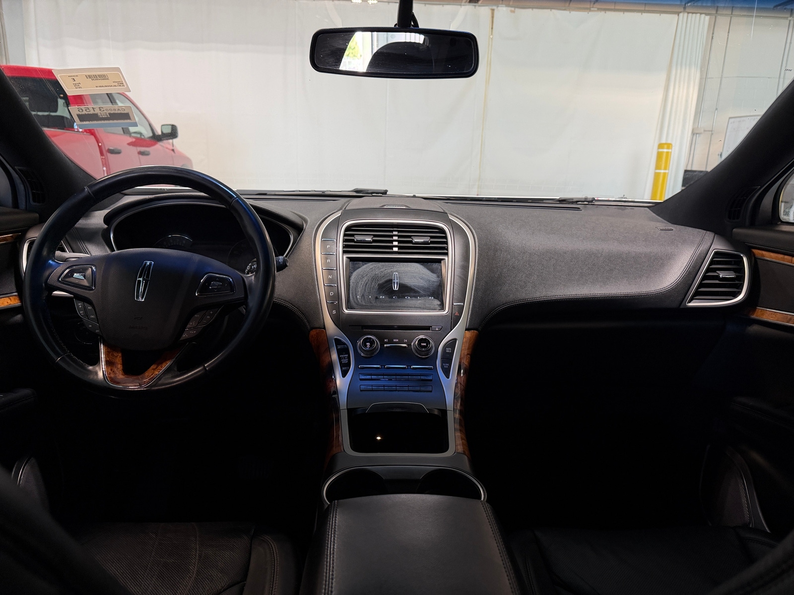 Thumbnail: 2016 Lincoln MKX - 2