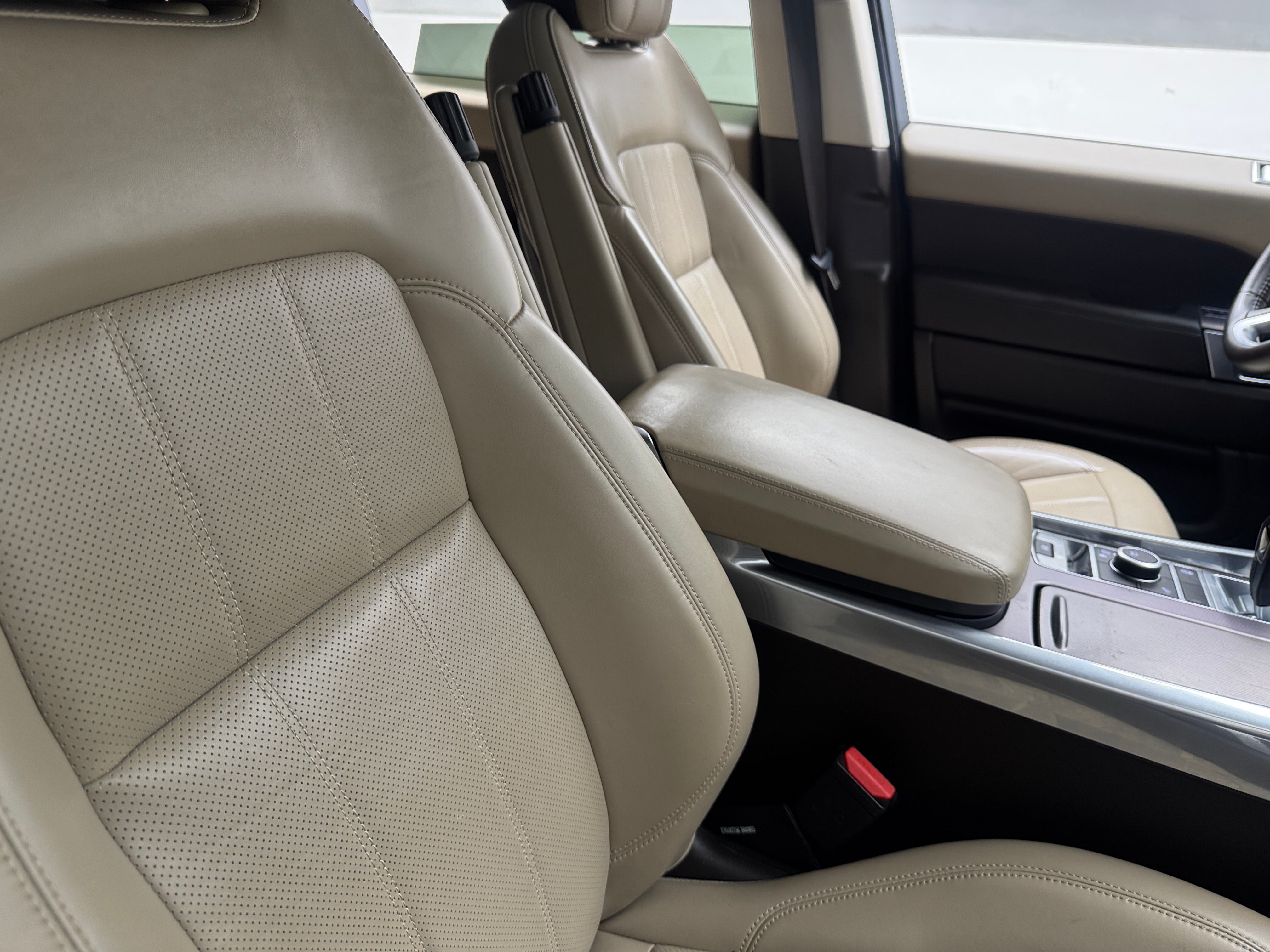2020 Land Rover Range Rover Sport