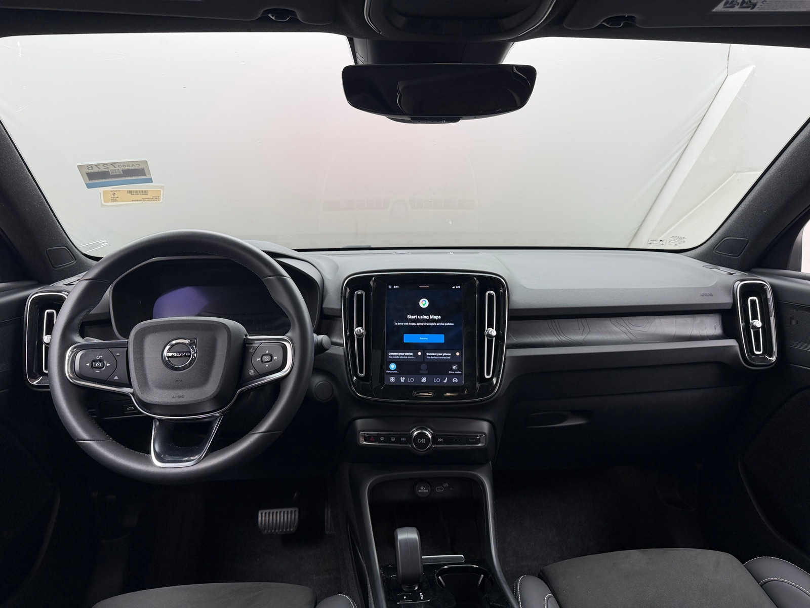 Thumbnail: 2023 Volvo C40 - 2