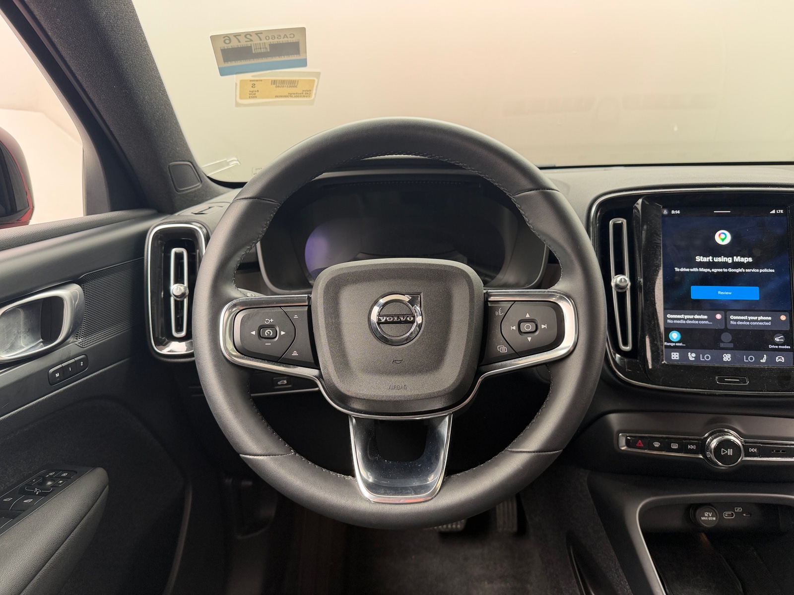 Thumbnail: 2023 Volvo C40 - 4