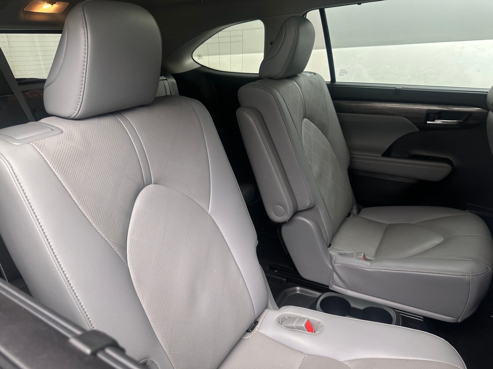 Thumbnail: 2021 Toyota Highlander - 5