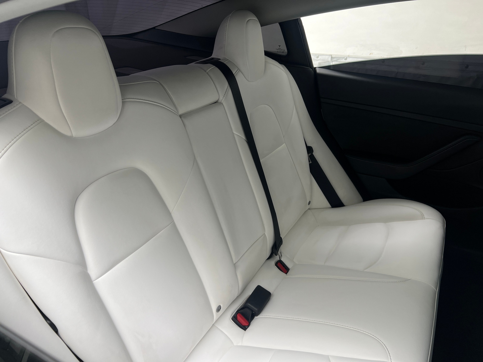 Thumbnail: 2022 Tesla Model 3 - 5