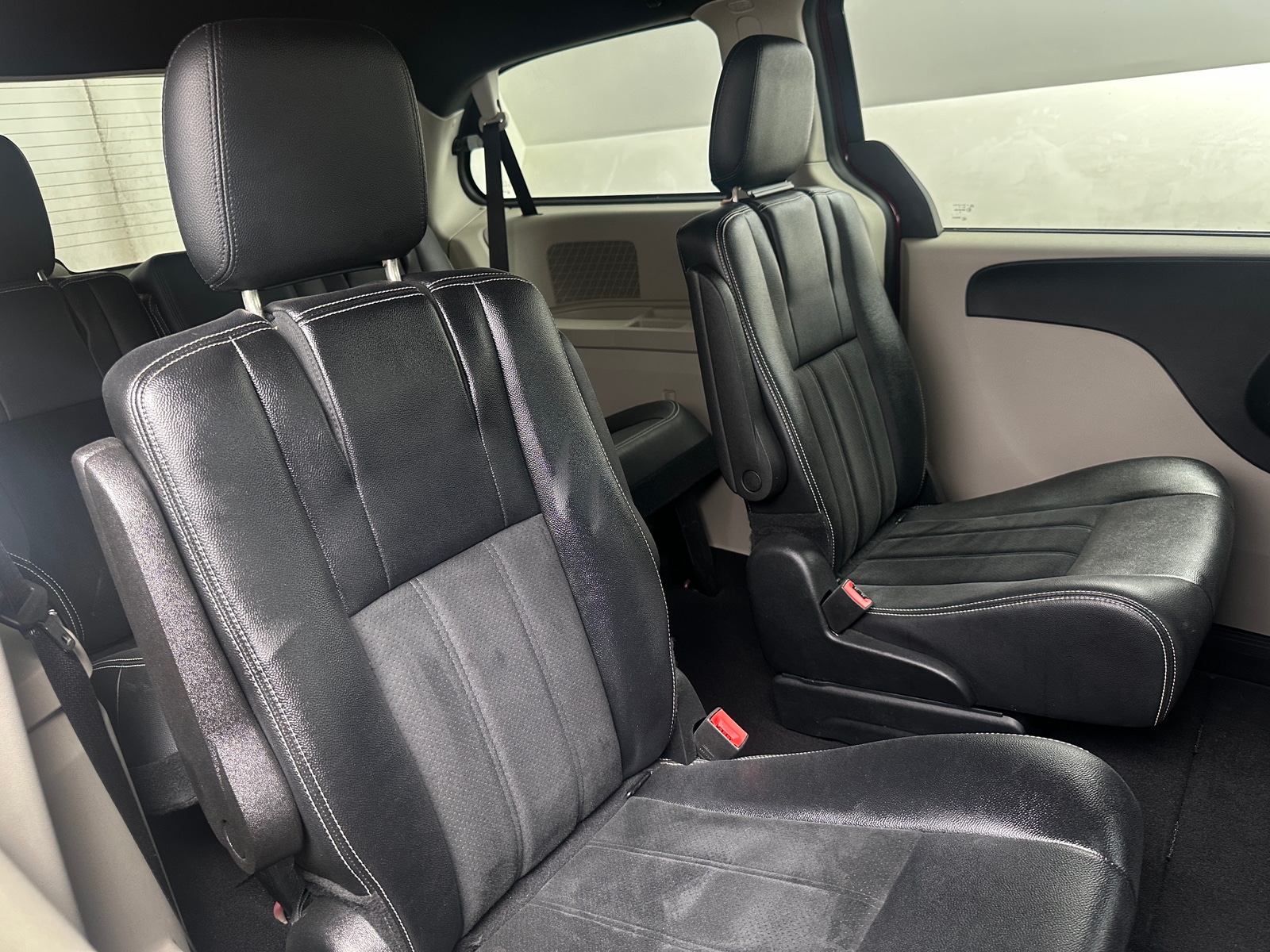 Thumbnail: 2018 Dodge Grand Caravan - 5