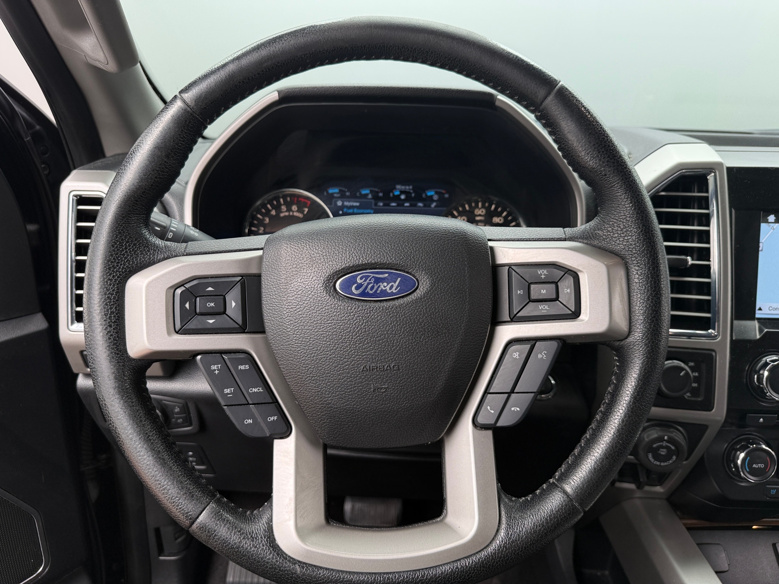Thumbnail: 2016 Ford Econoline - 4