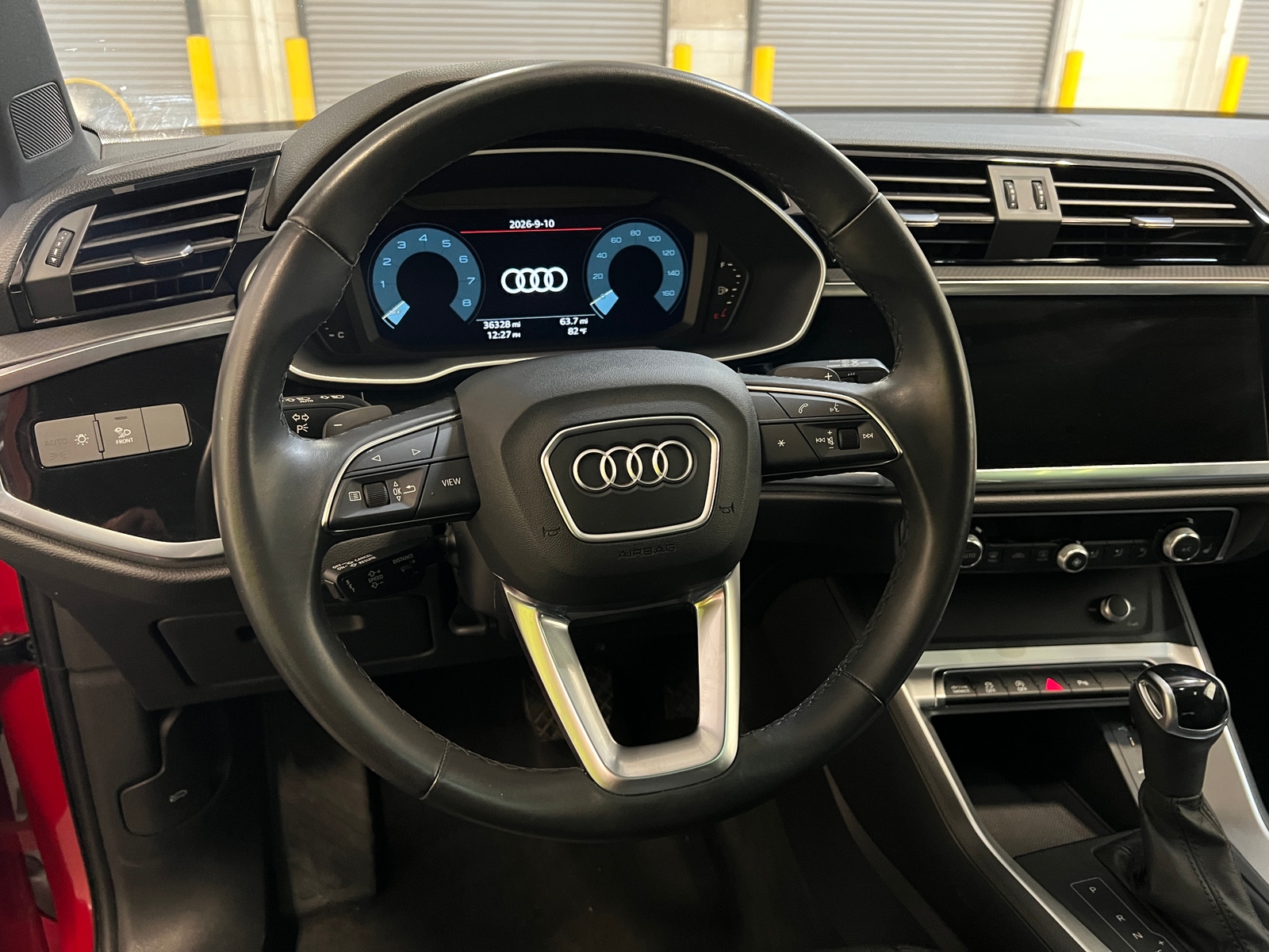 Thumbnail: 2025 Audi Q3 - 4
