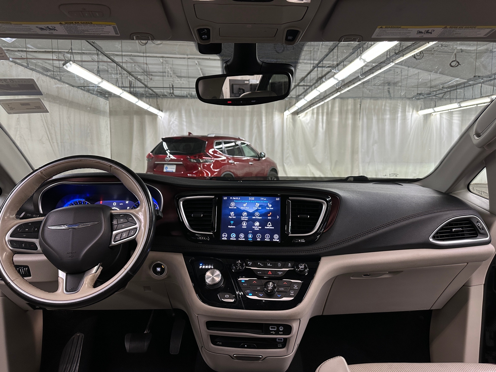 Thumbnail: 2019 Chrysler Pacifica - 2