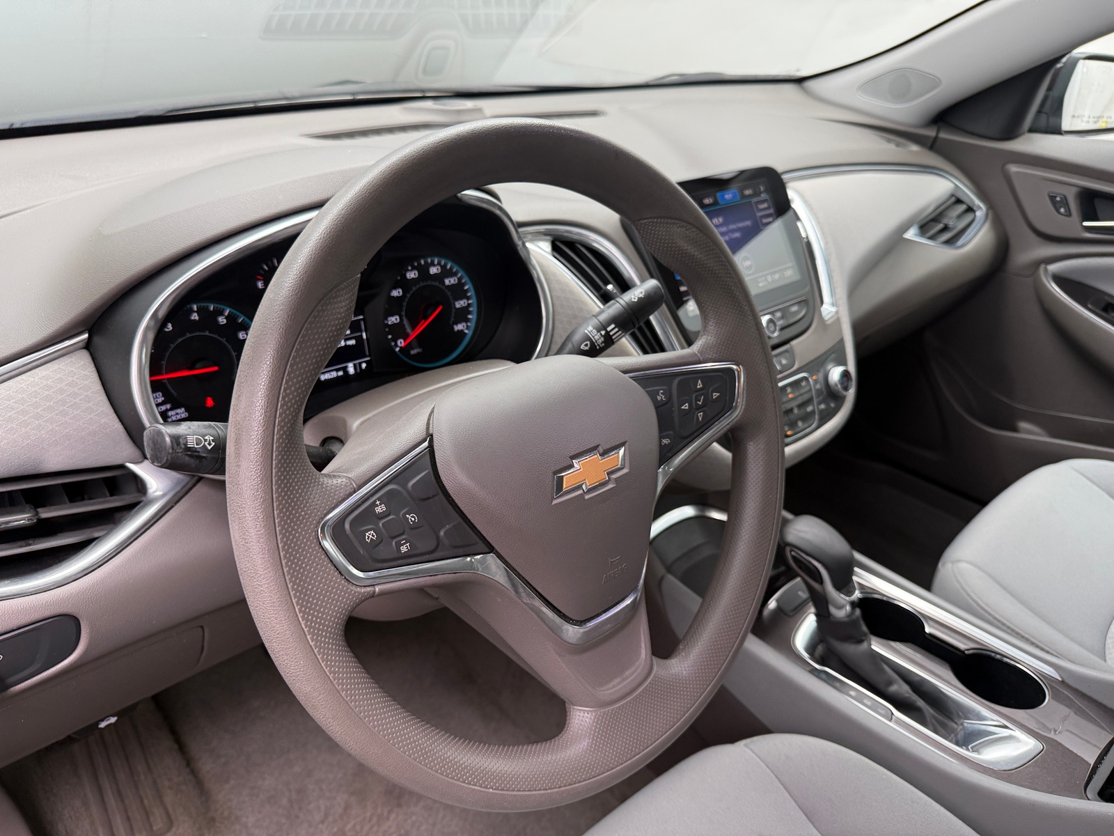 Thumbnail: 2021 Chevrolet Malibu - 5