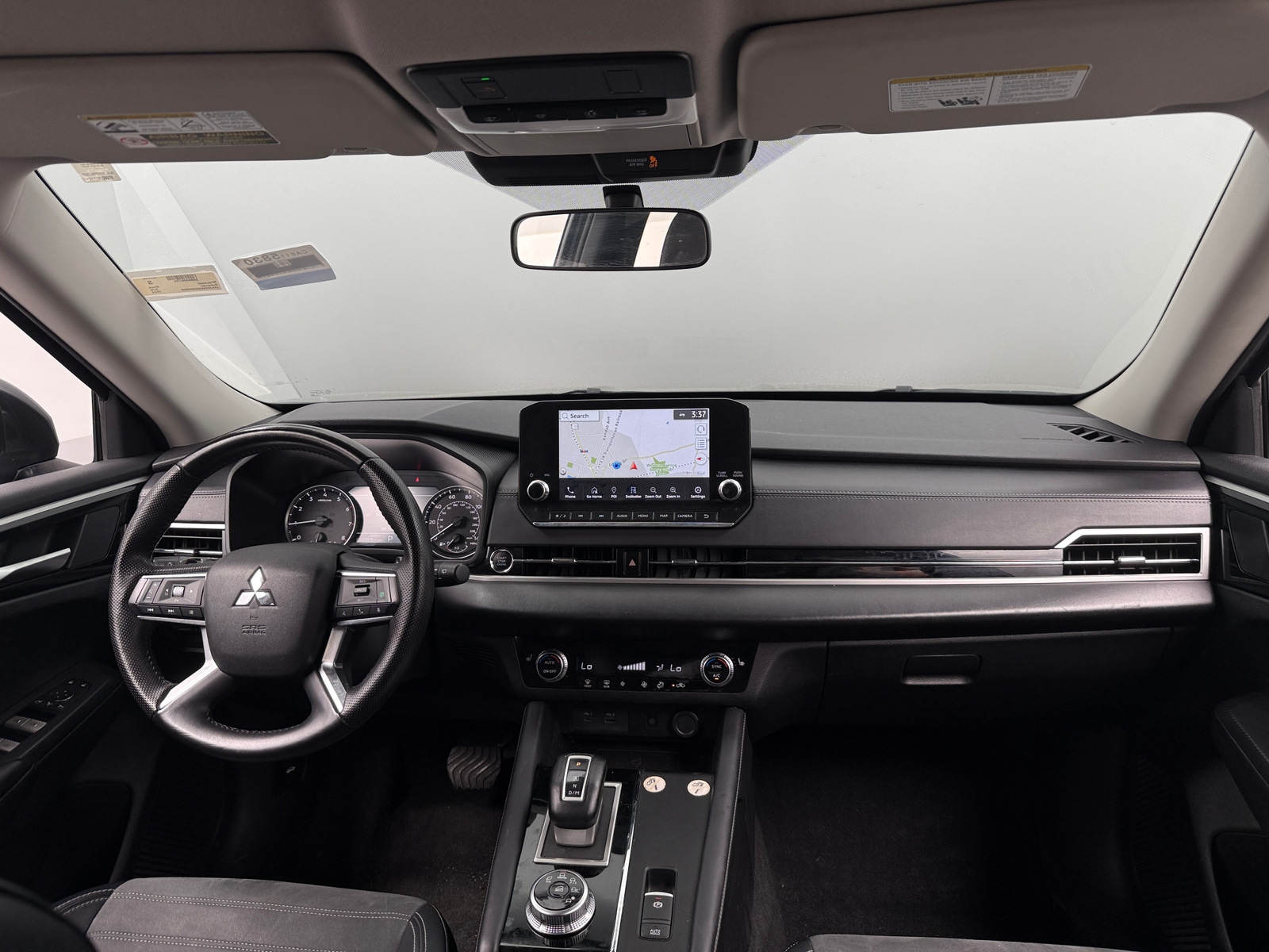 Thumbnail: 2024 Mitsubishi Outlander - 2