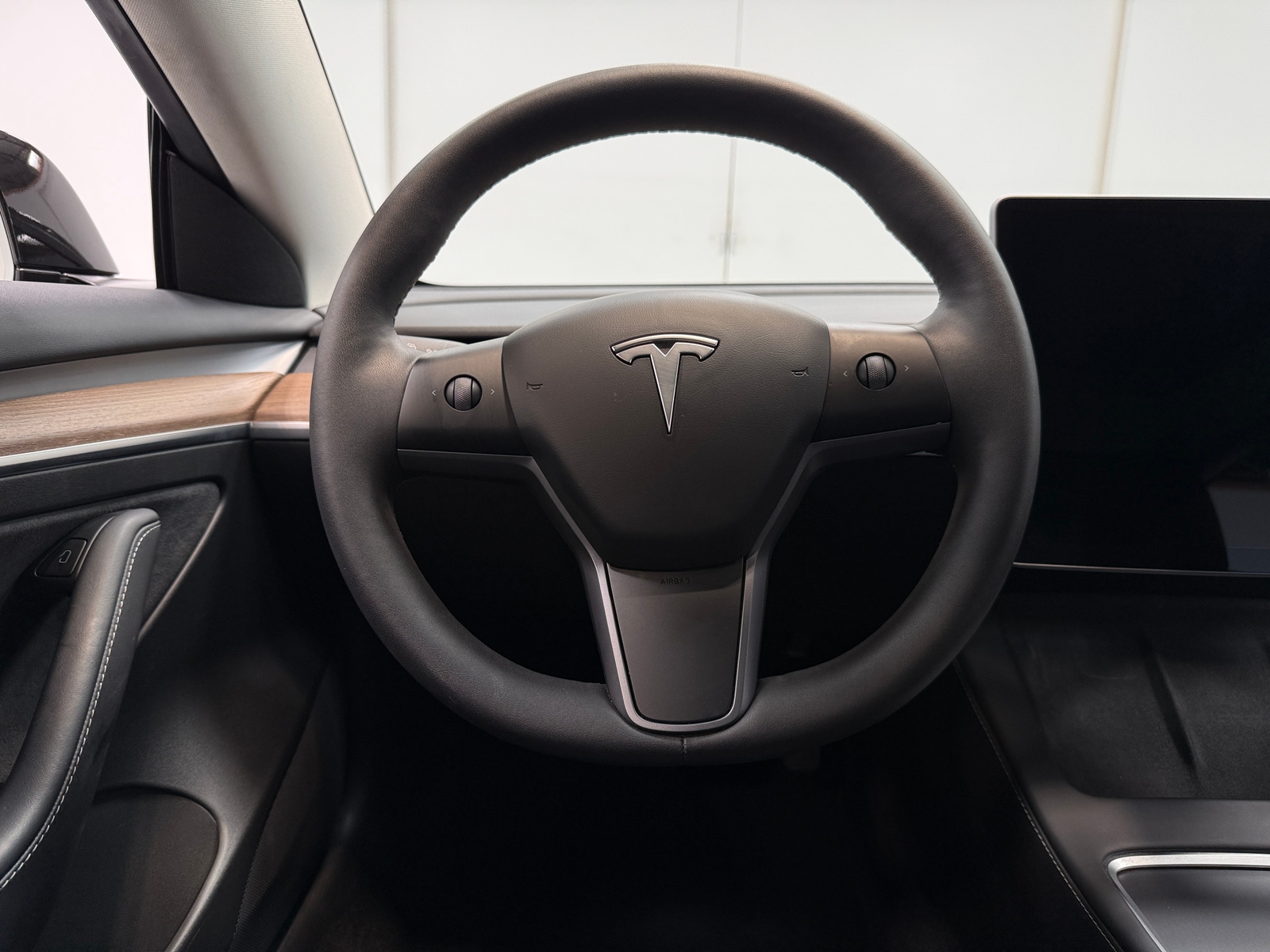 Thumbnail: 2023 Tesla Model 3 - 4